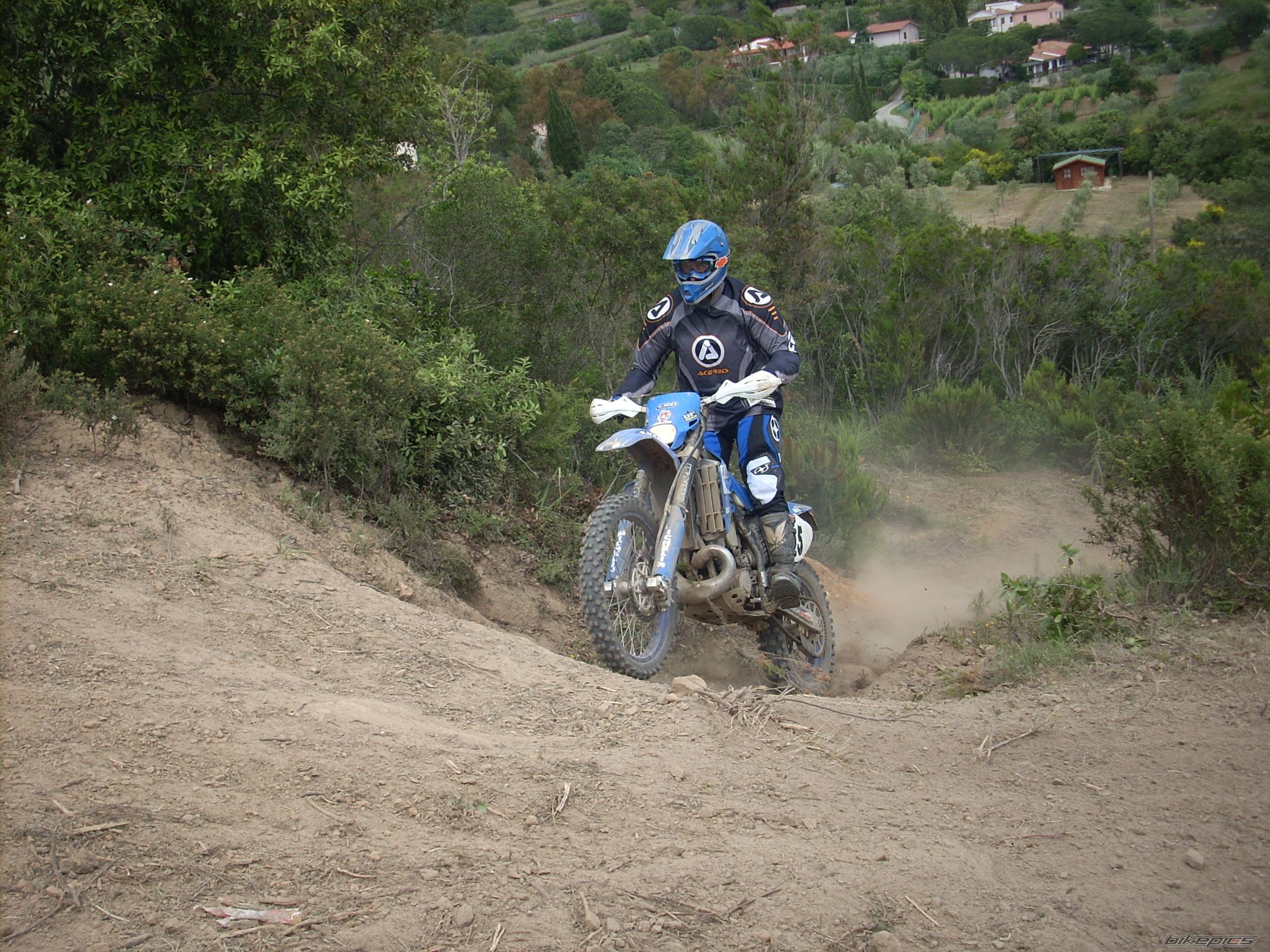 Bike Photo 1300755