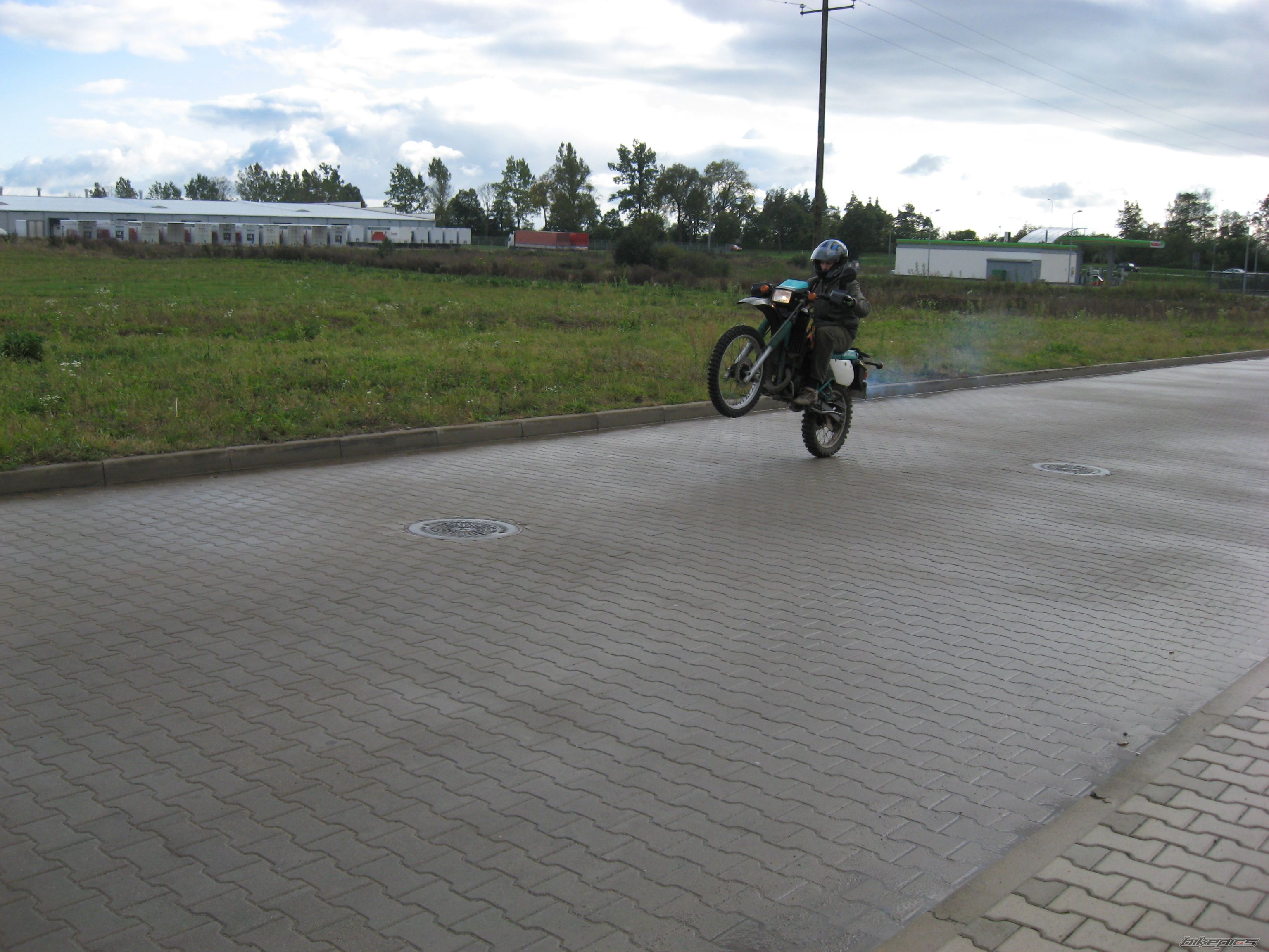 Bike Photo 1301346