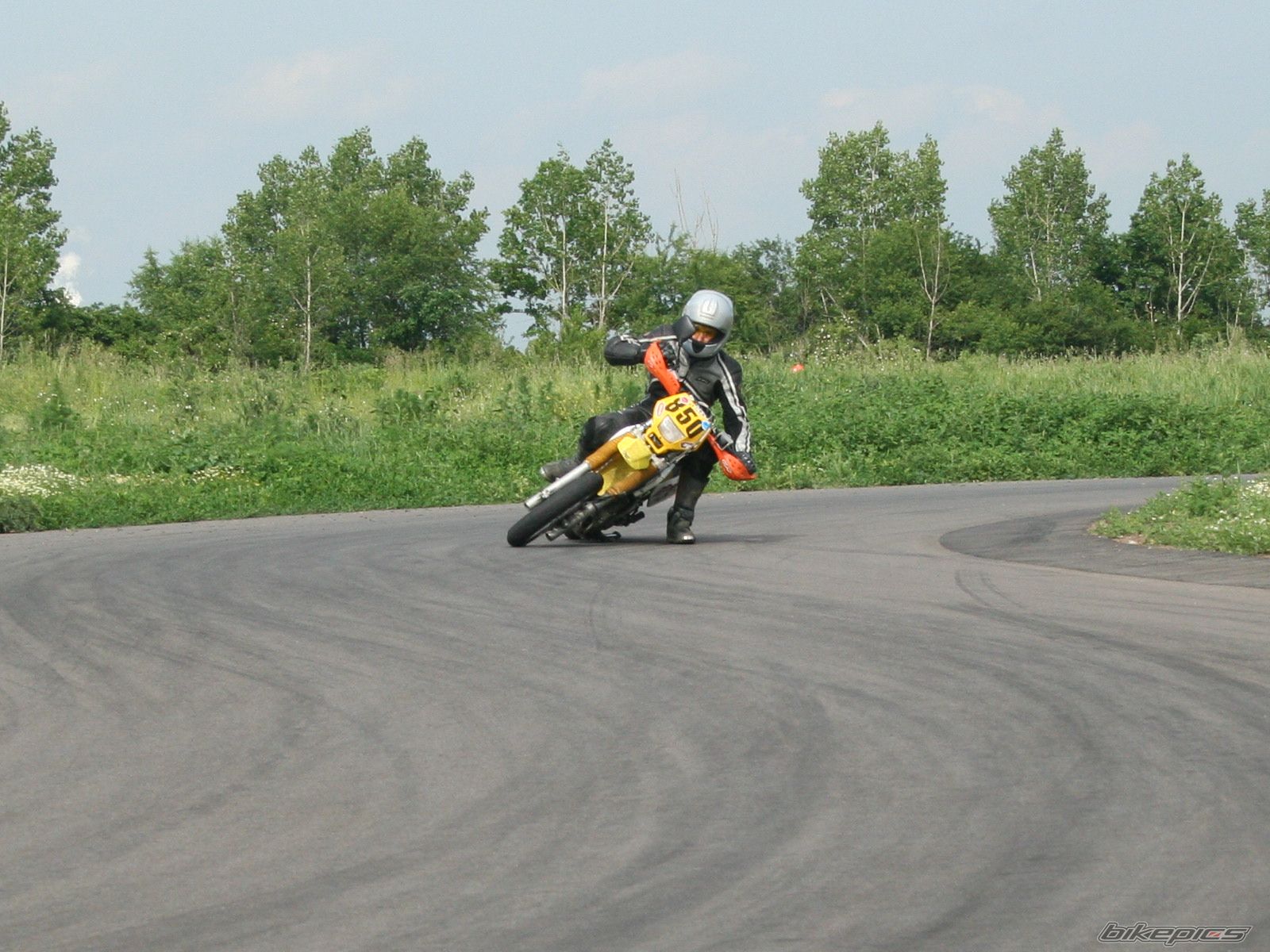 Photo 1301419