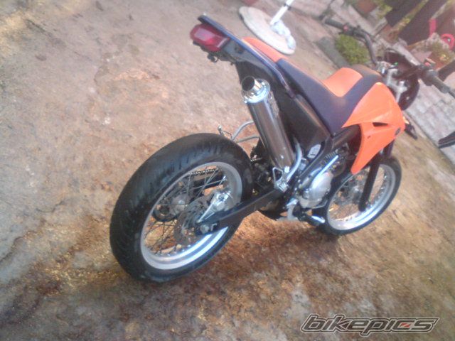 Photo 1301907
