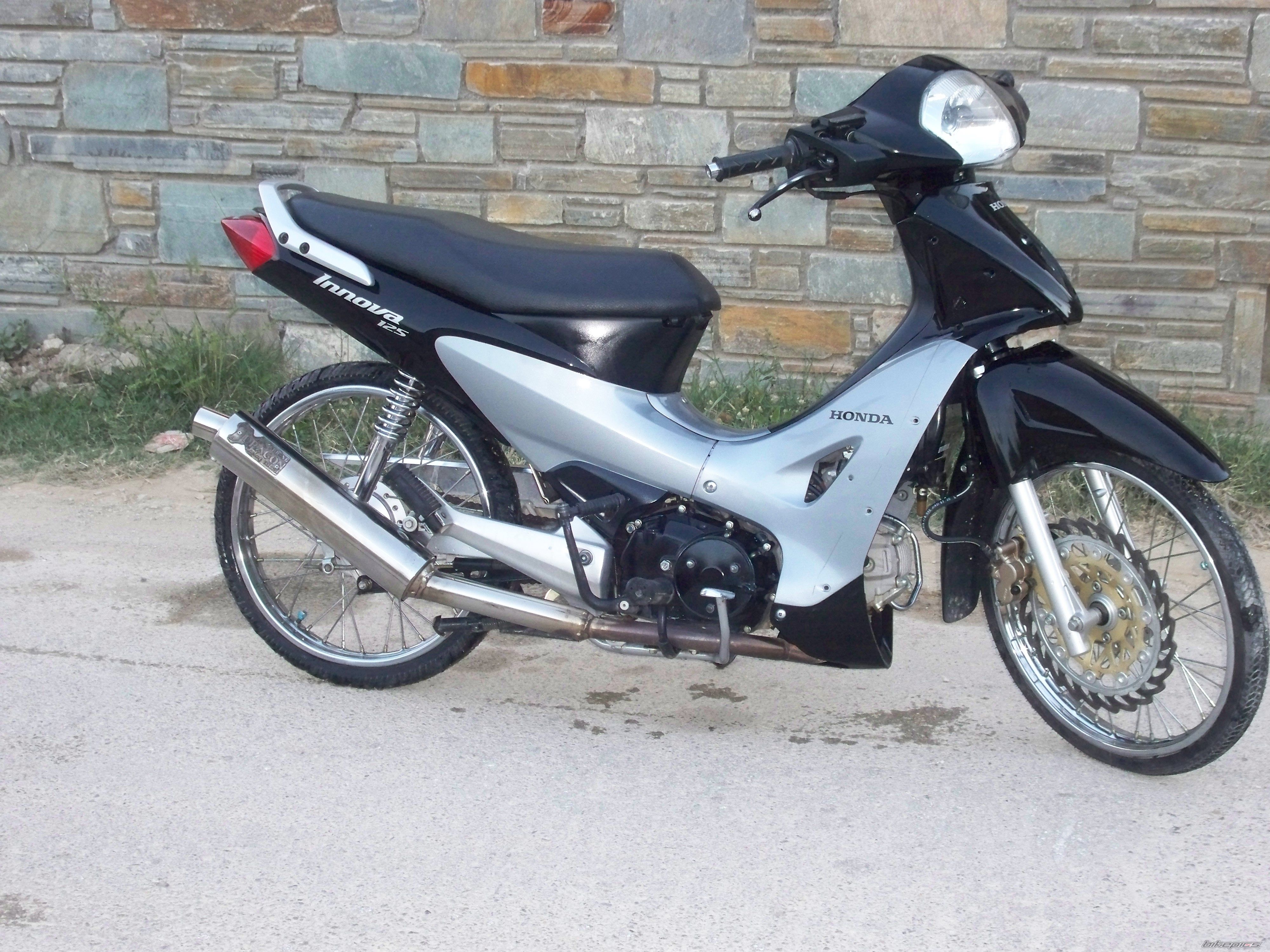 Photo 1302447