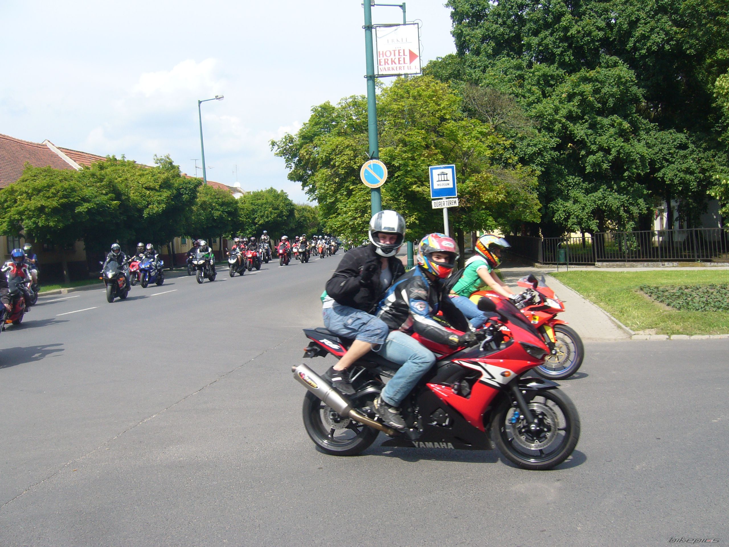 Bike Photo 1302502