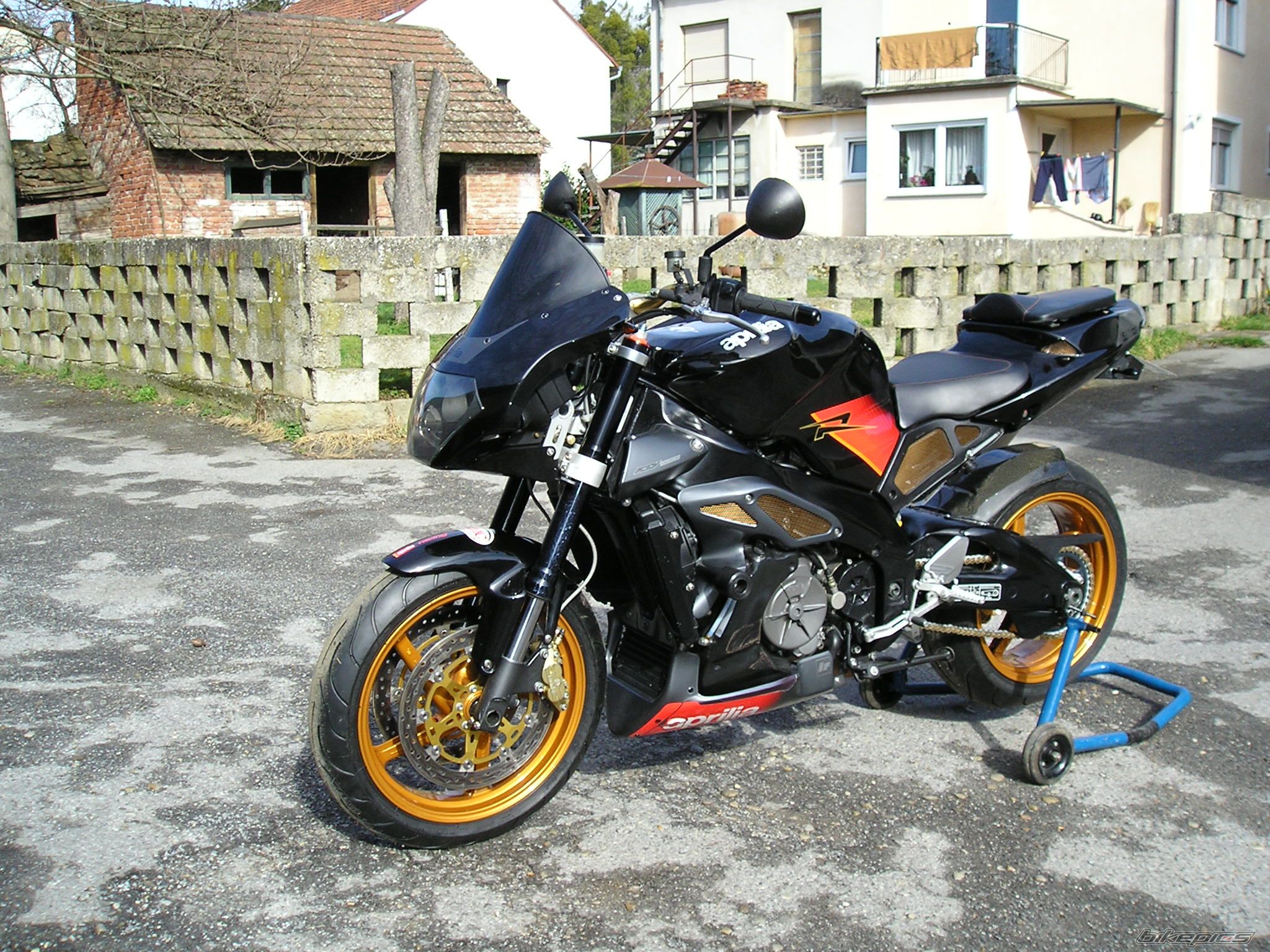 Photo 1302512