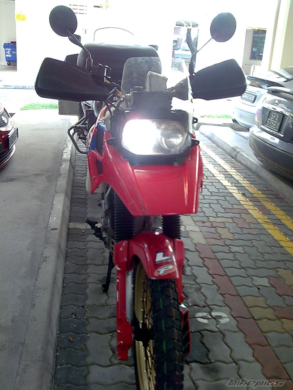 Photo 1303220