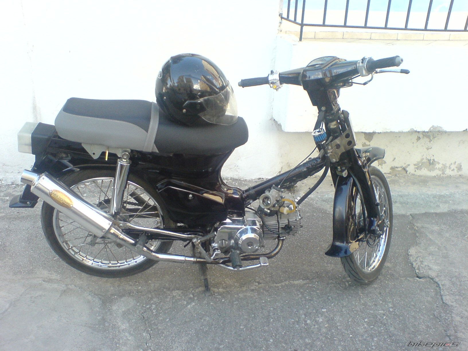 Photo 1303473