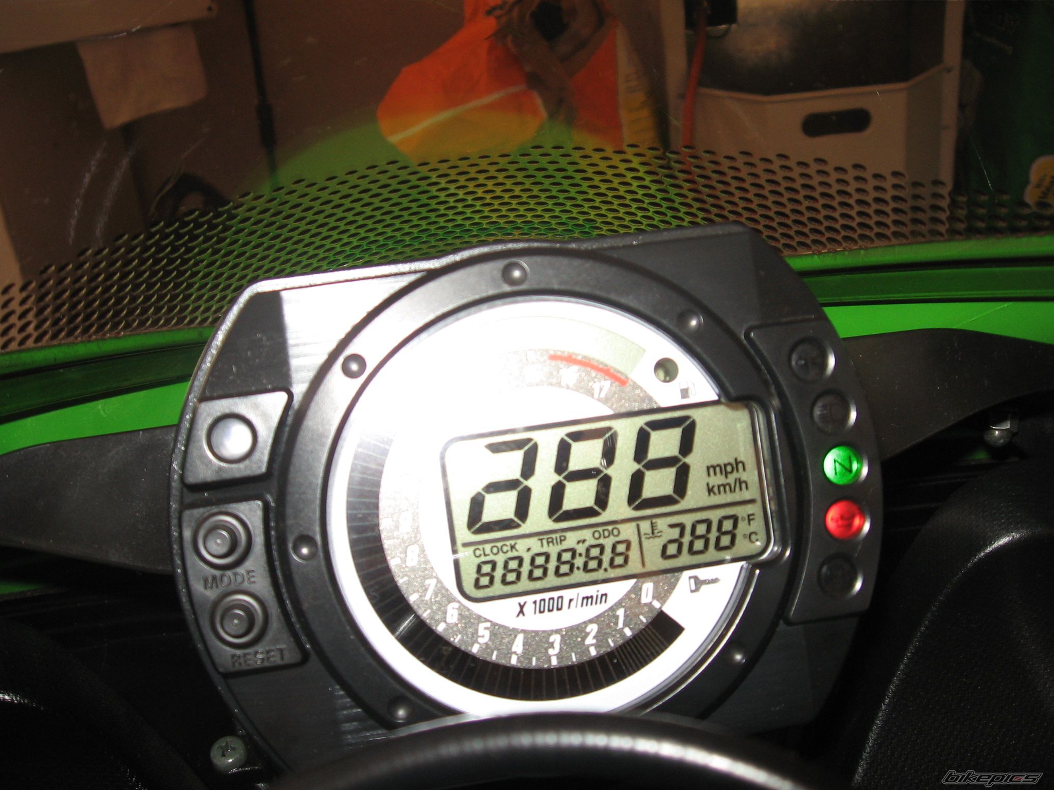Photo 1303739