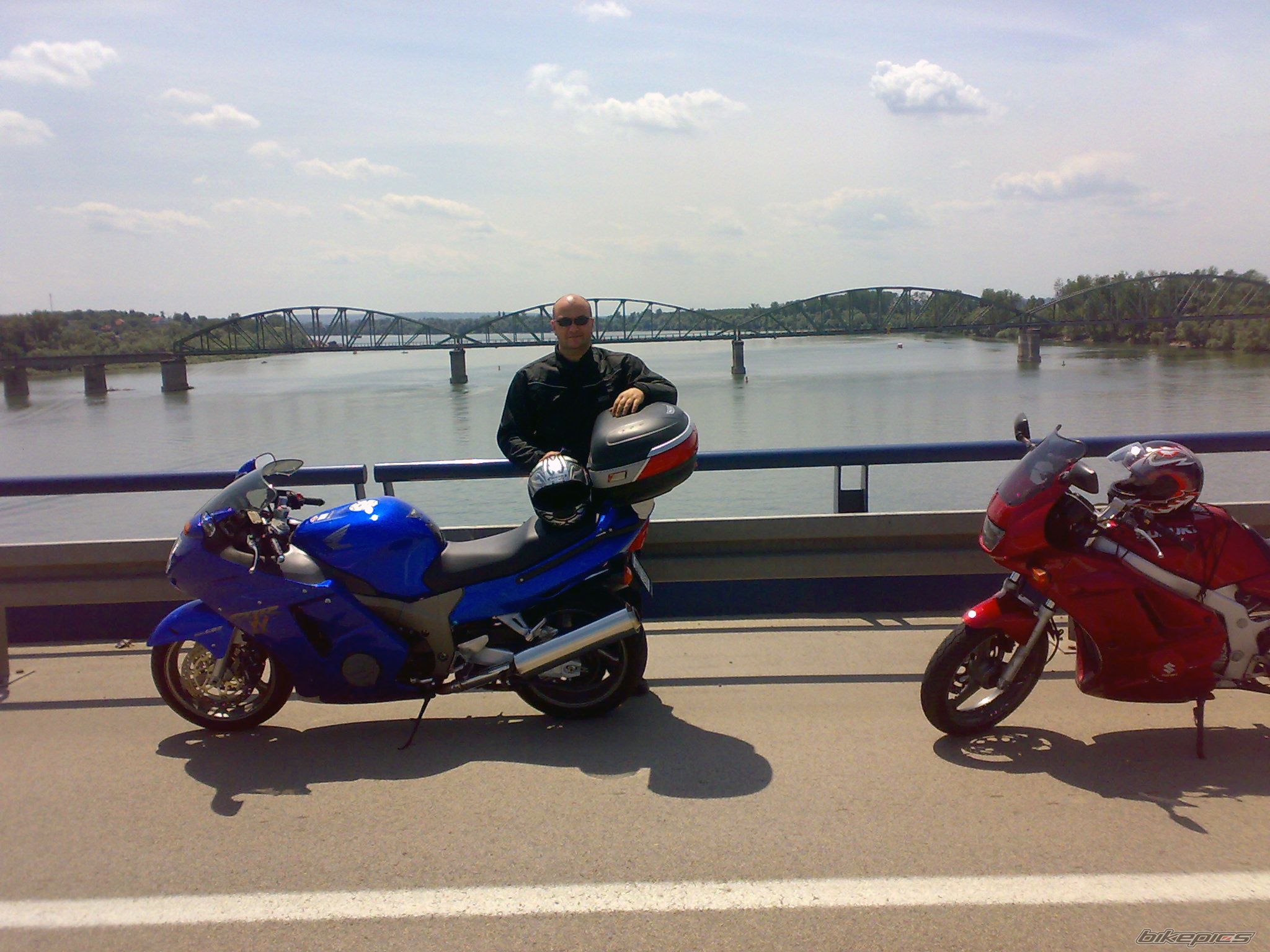 Photo 1303853