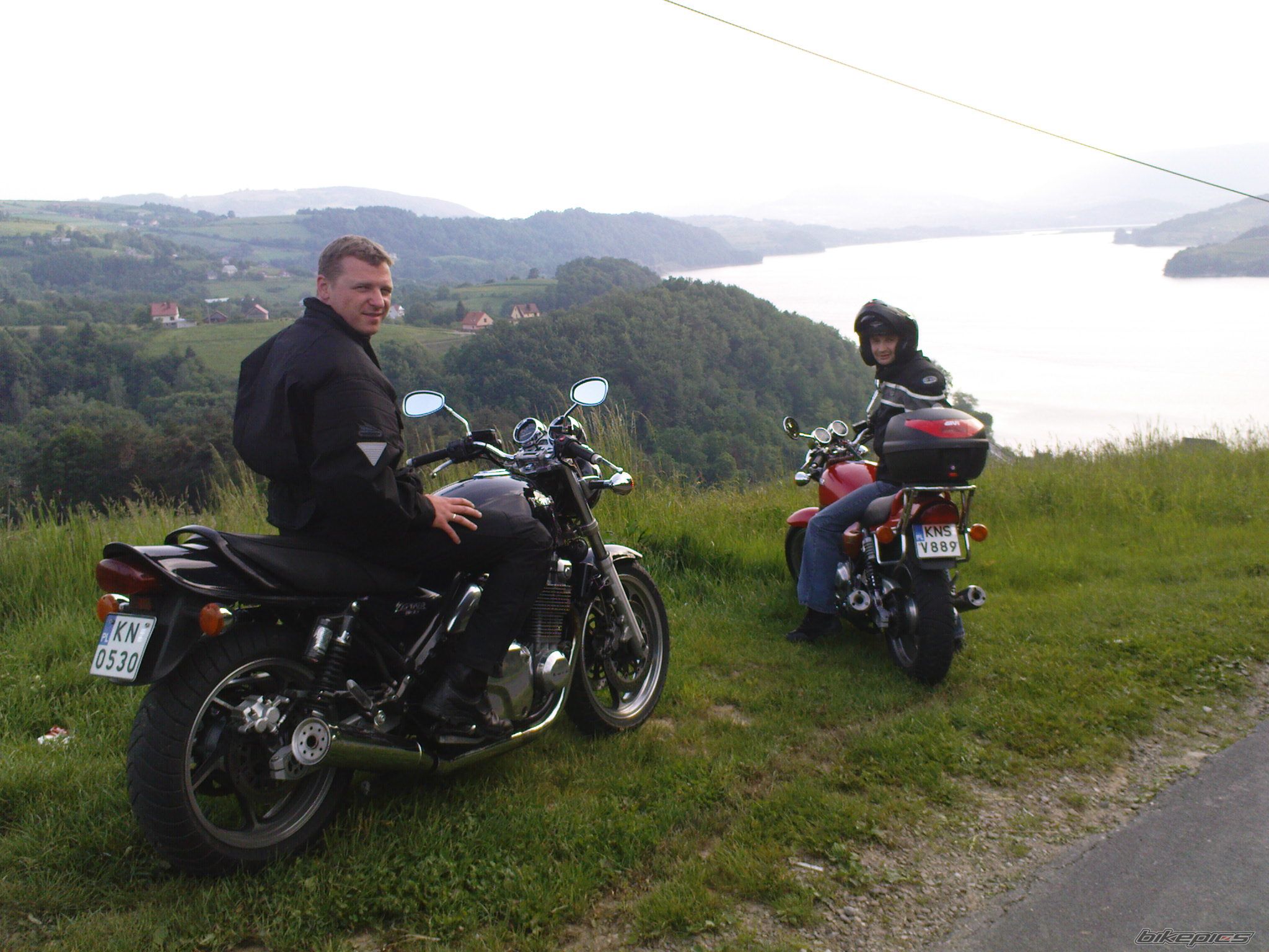 Photo 1303869