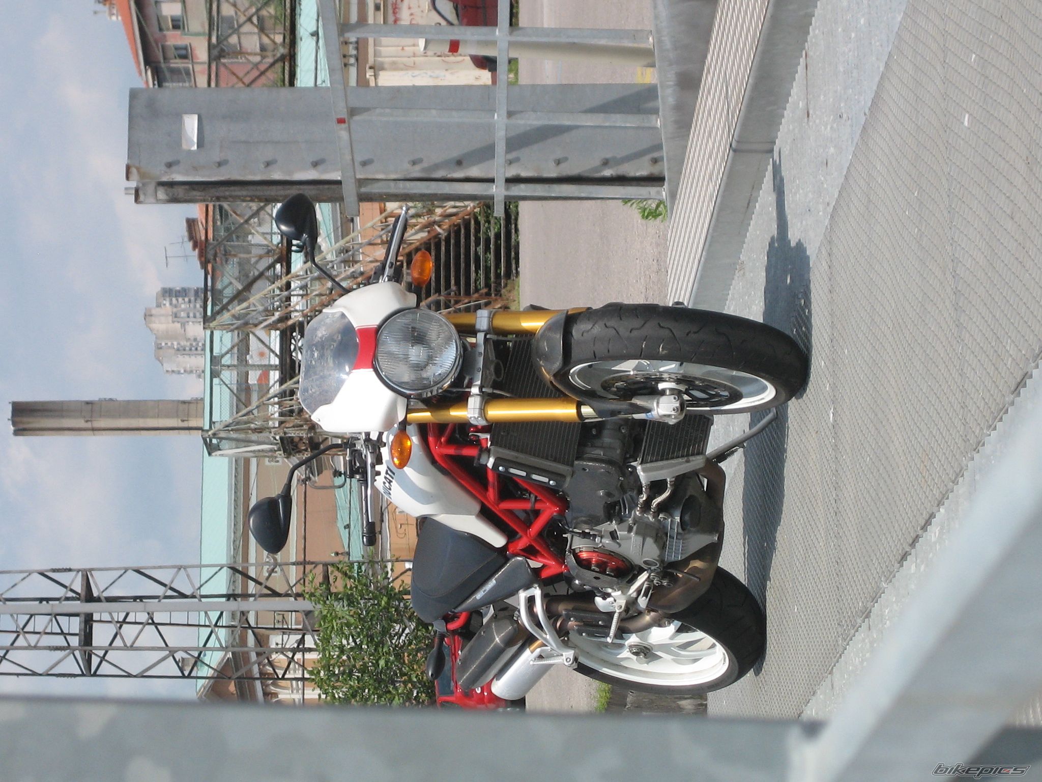 Photo 1304380