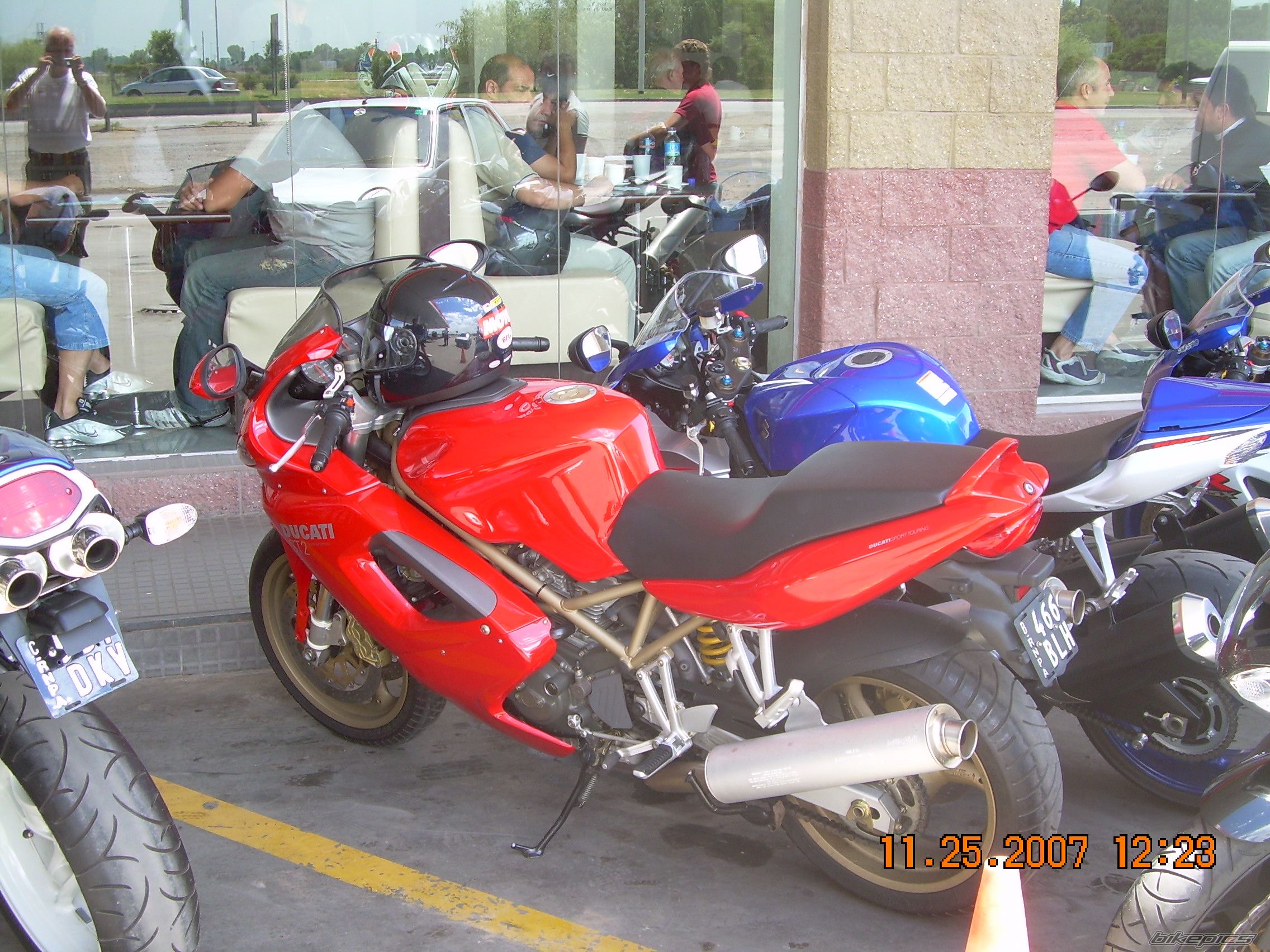 Photo 1304755