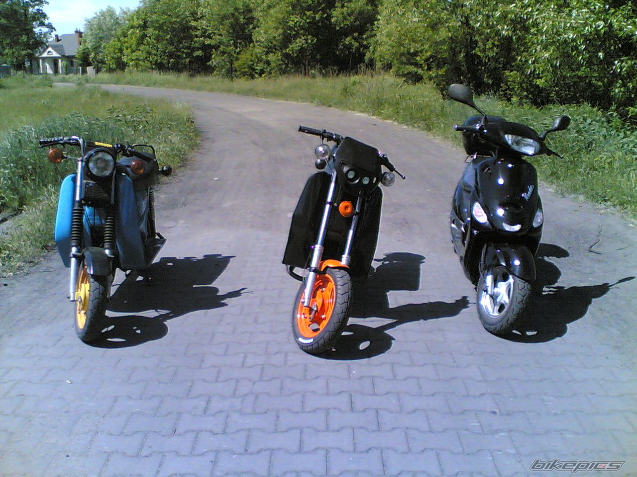 Bike Photo 1305093