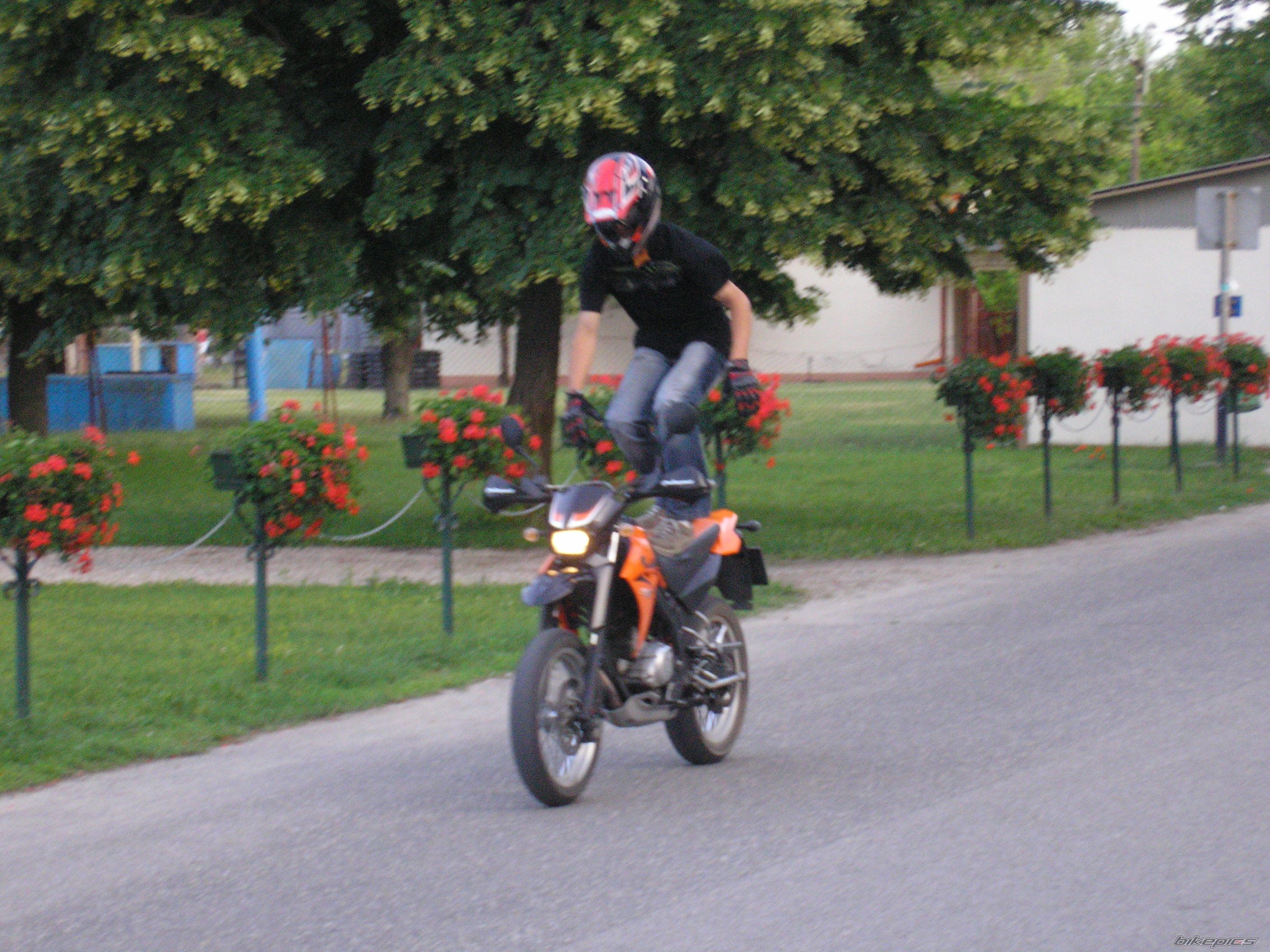 Photo 1305097