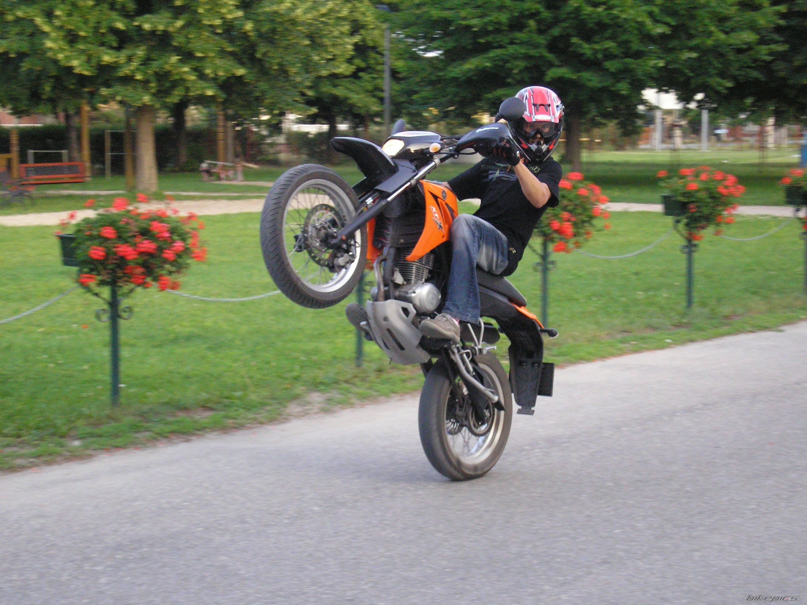 Bike Photo 1305098