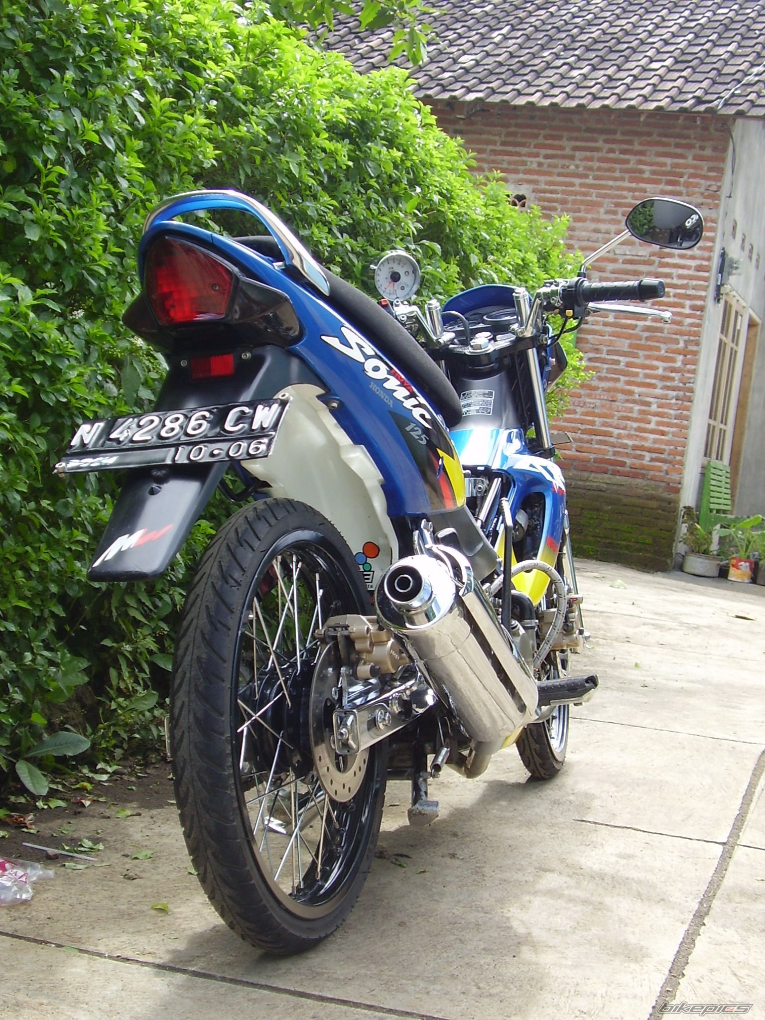 Photo 1310477