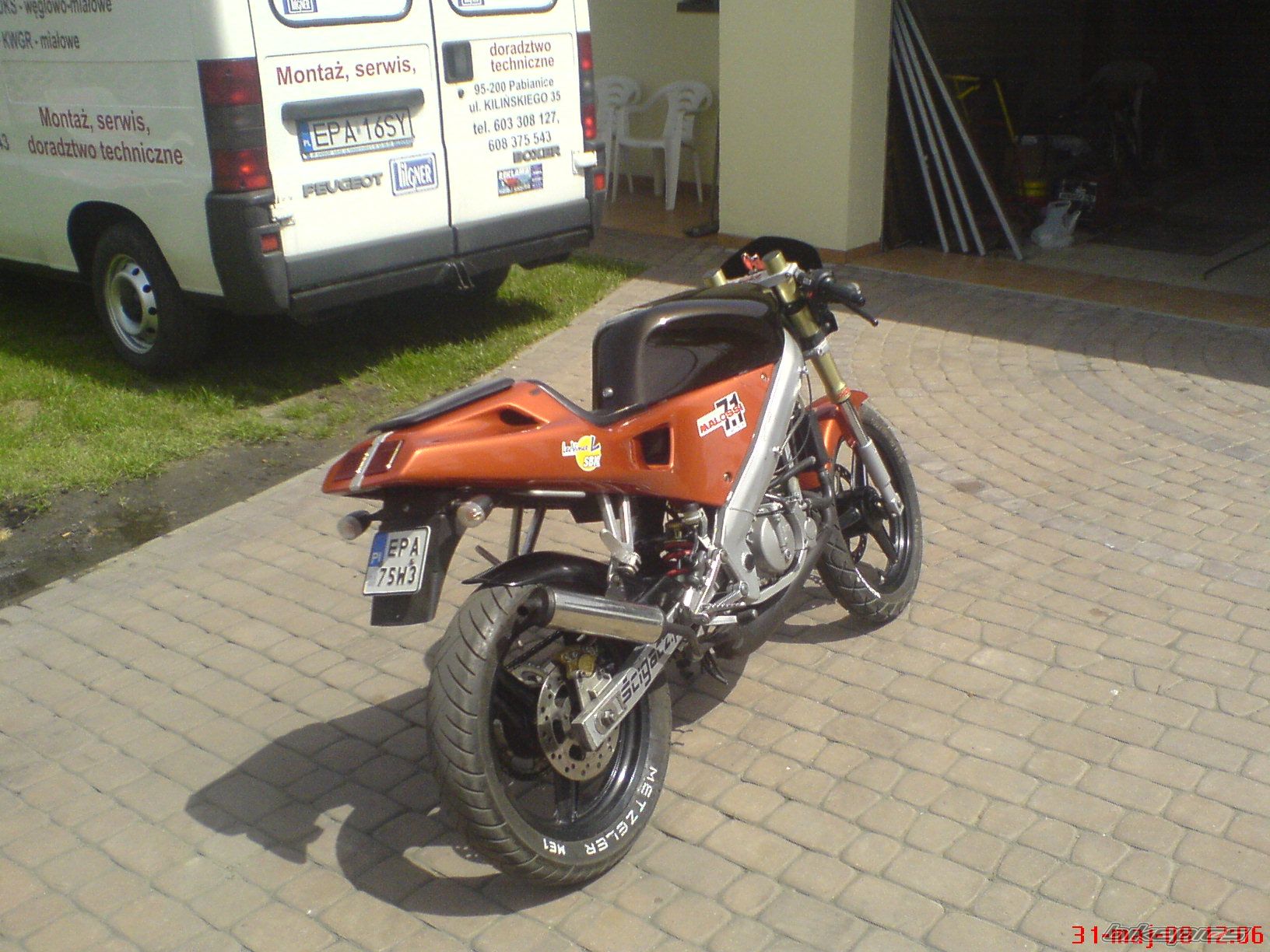 Photo 1310702