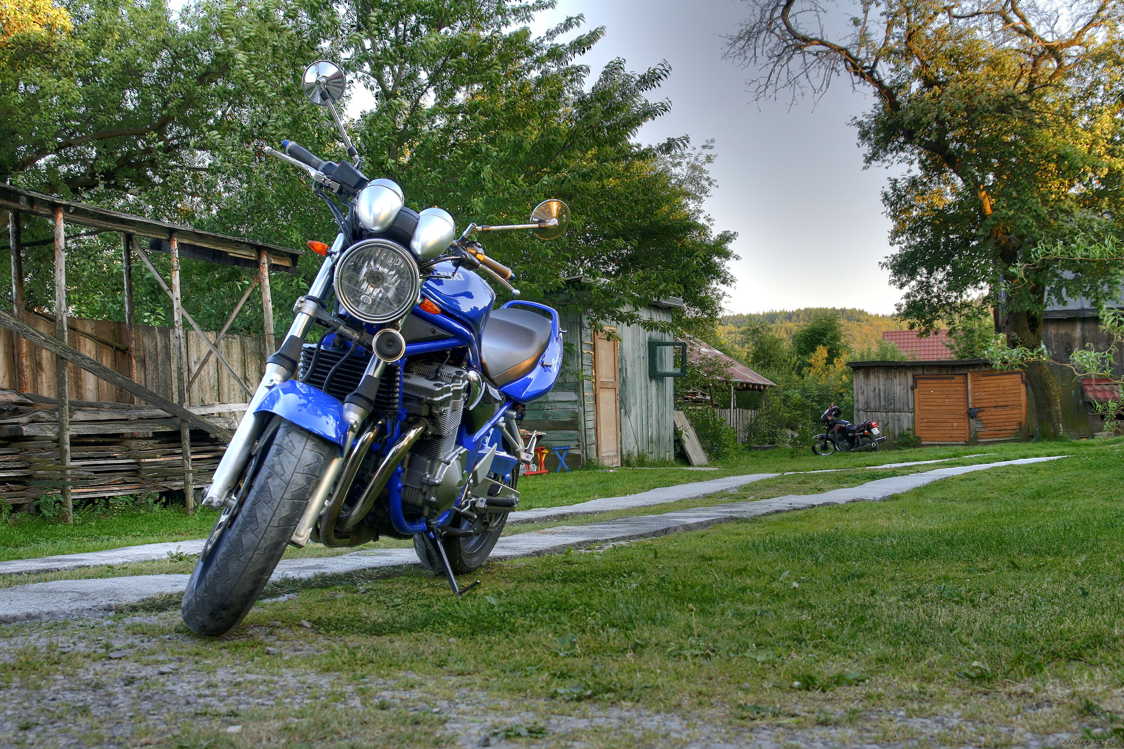 Bike Photo 1310937