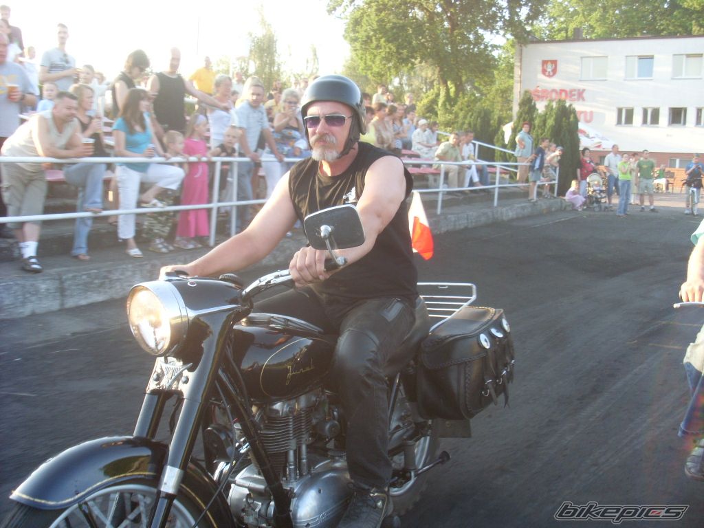 Photo 1313387