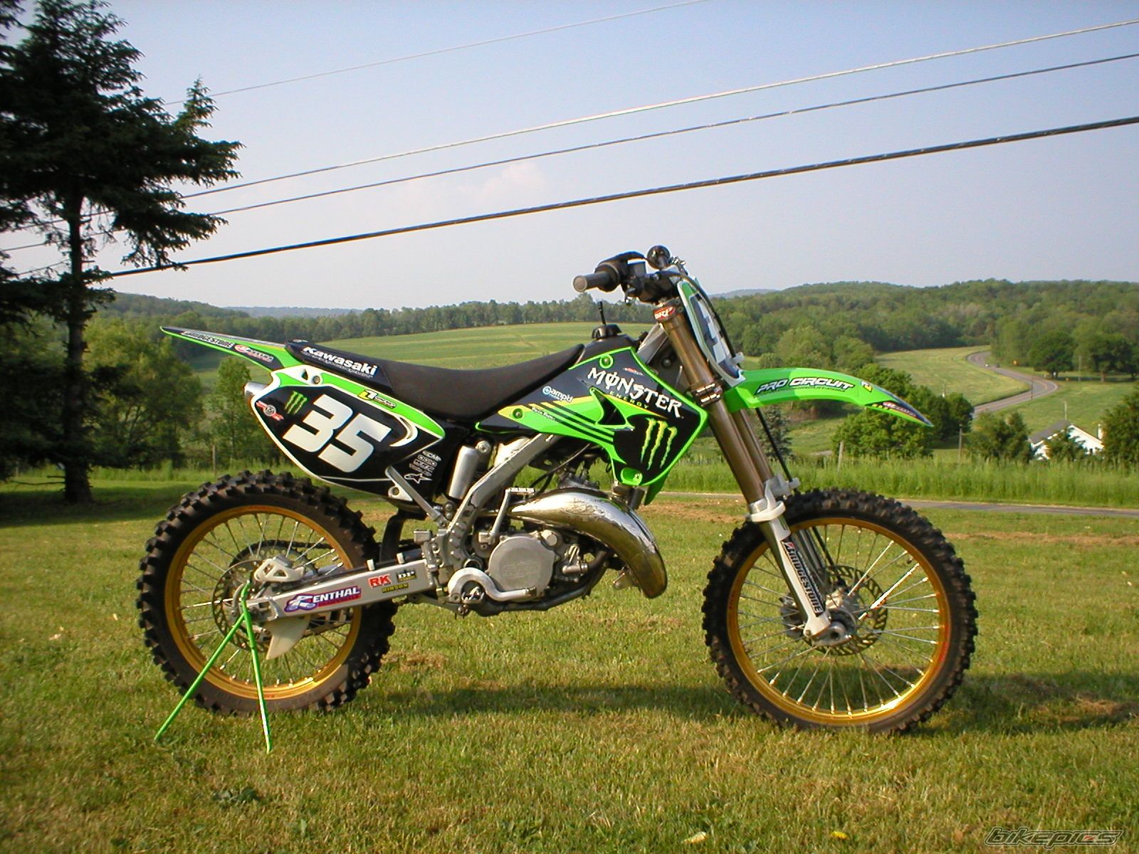 Photo 1313429