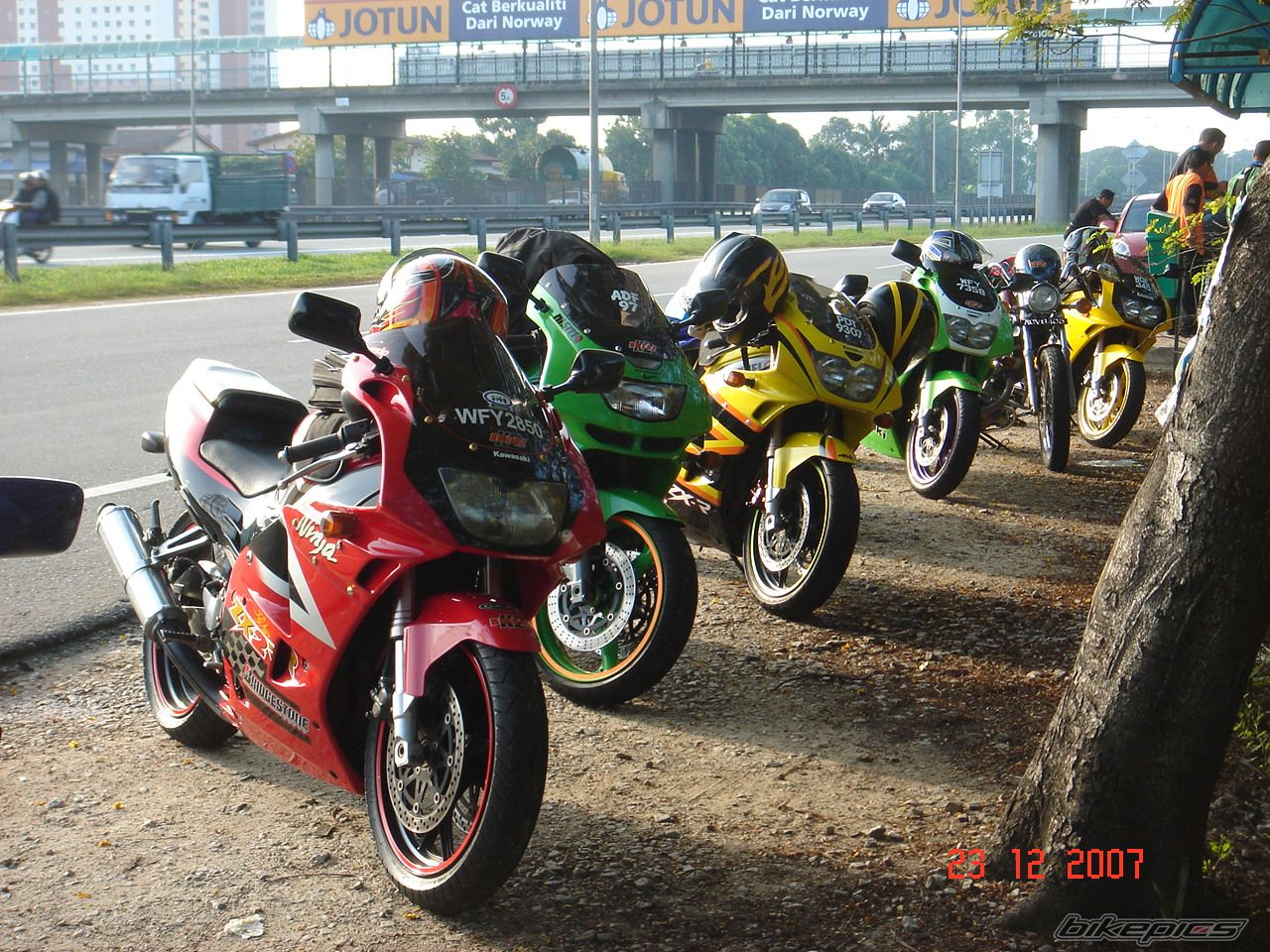 Photo 1316691