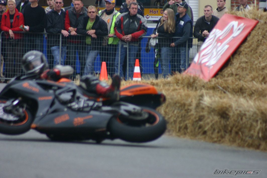 Photo 1316996