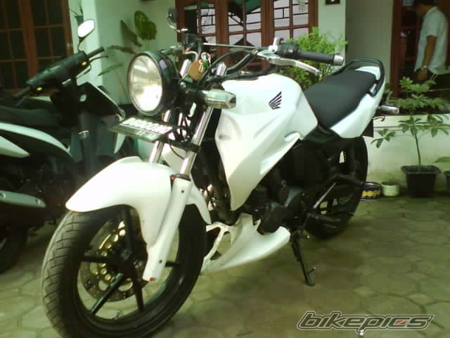Photo 1317194