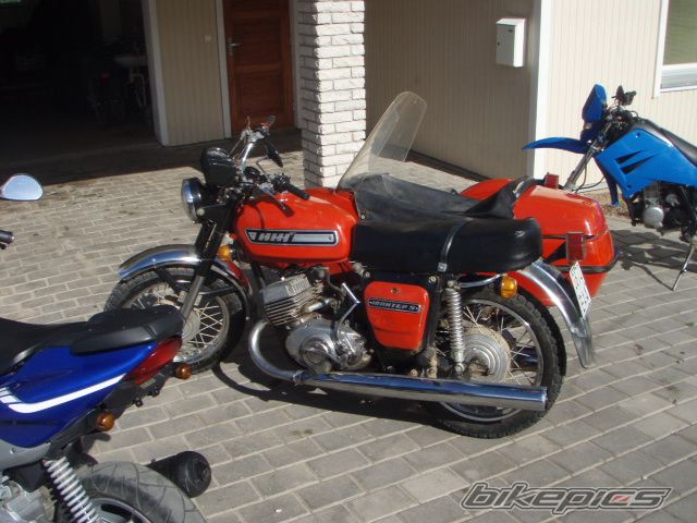 Photo 1317778