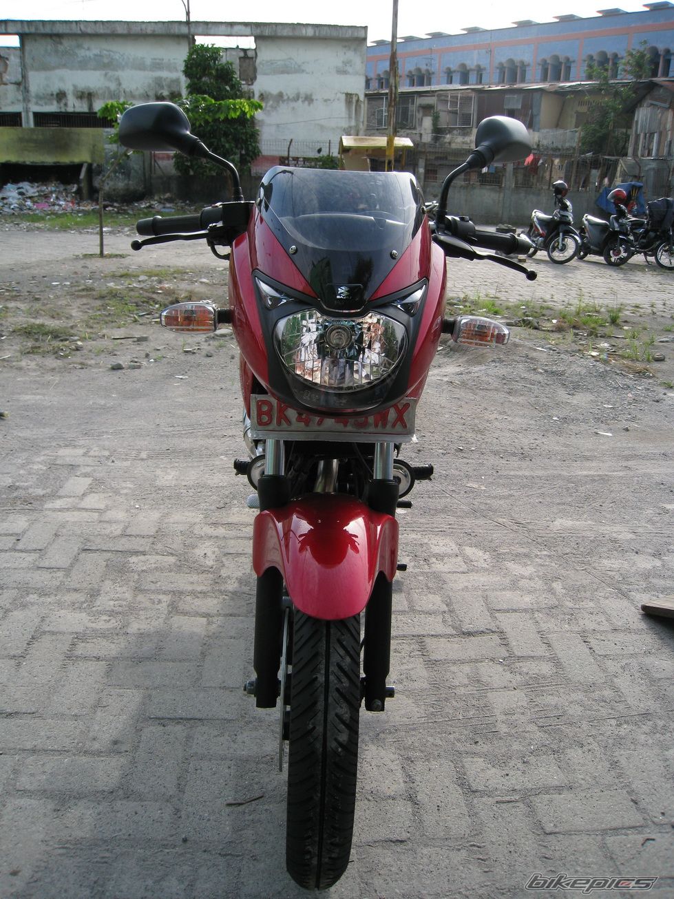 Photo 1317946