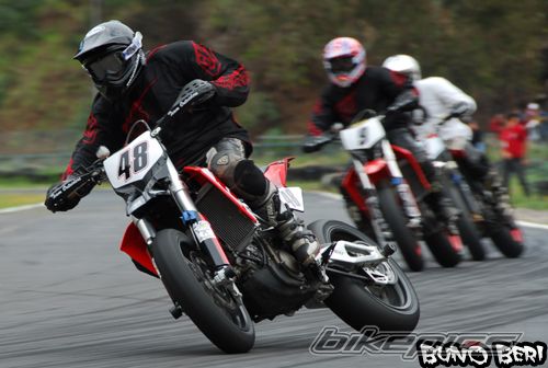 Photo 1318573
