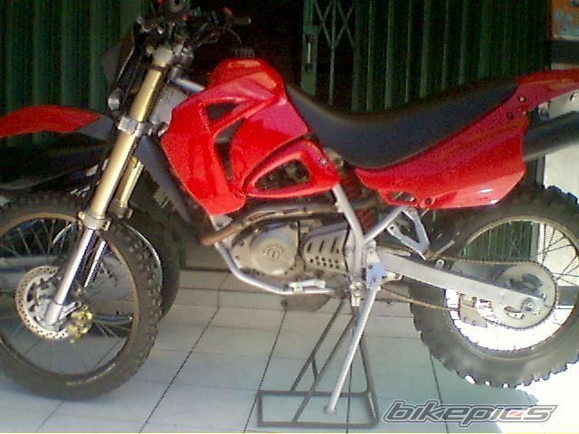 Photo 1319819
