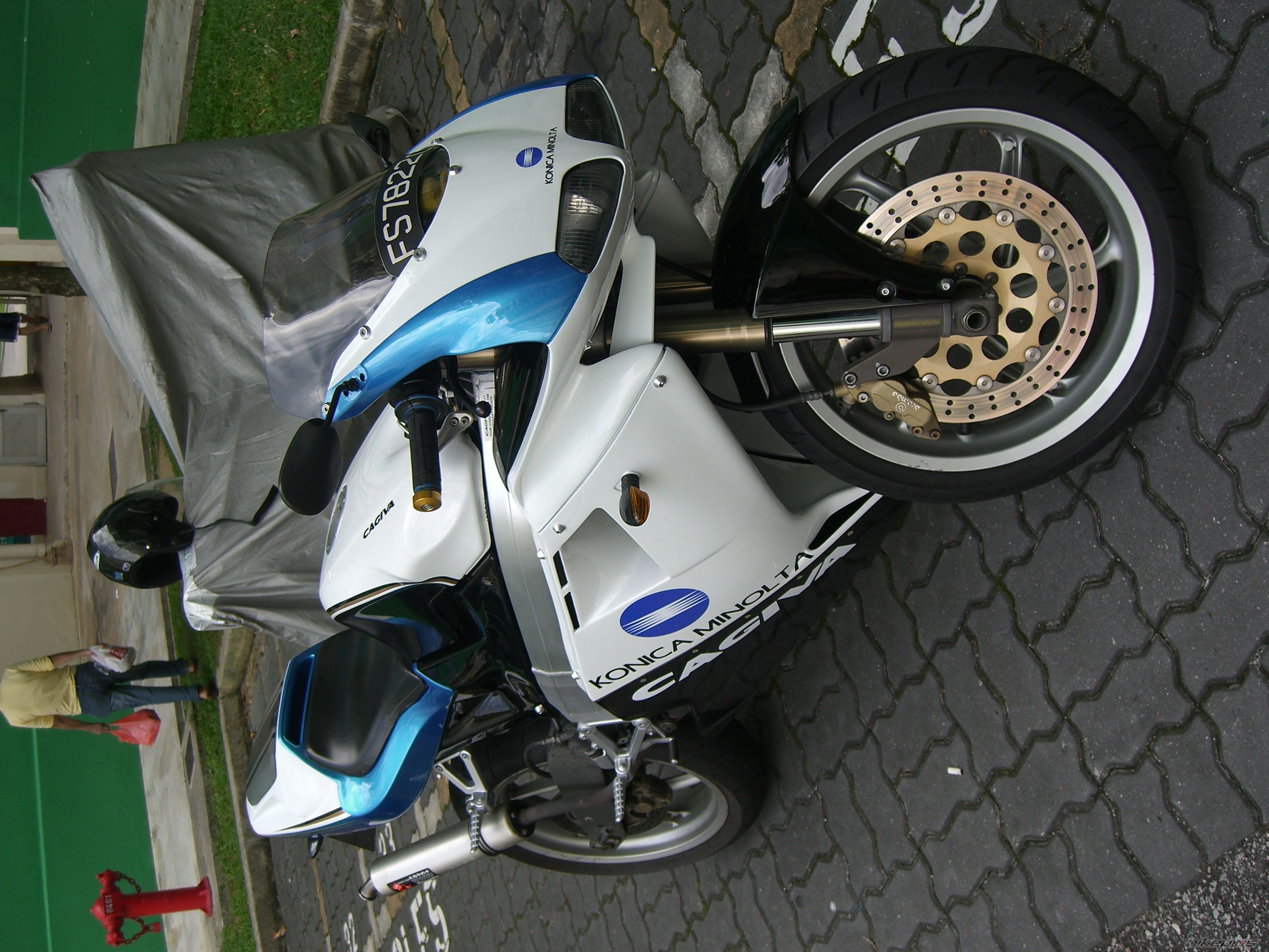 Photo 1319924
