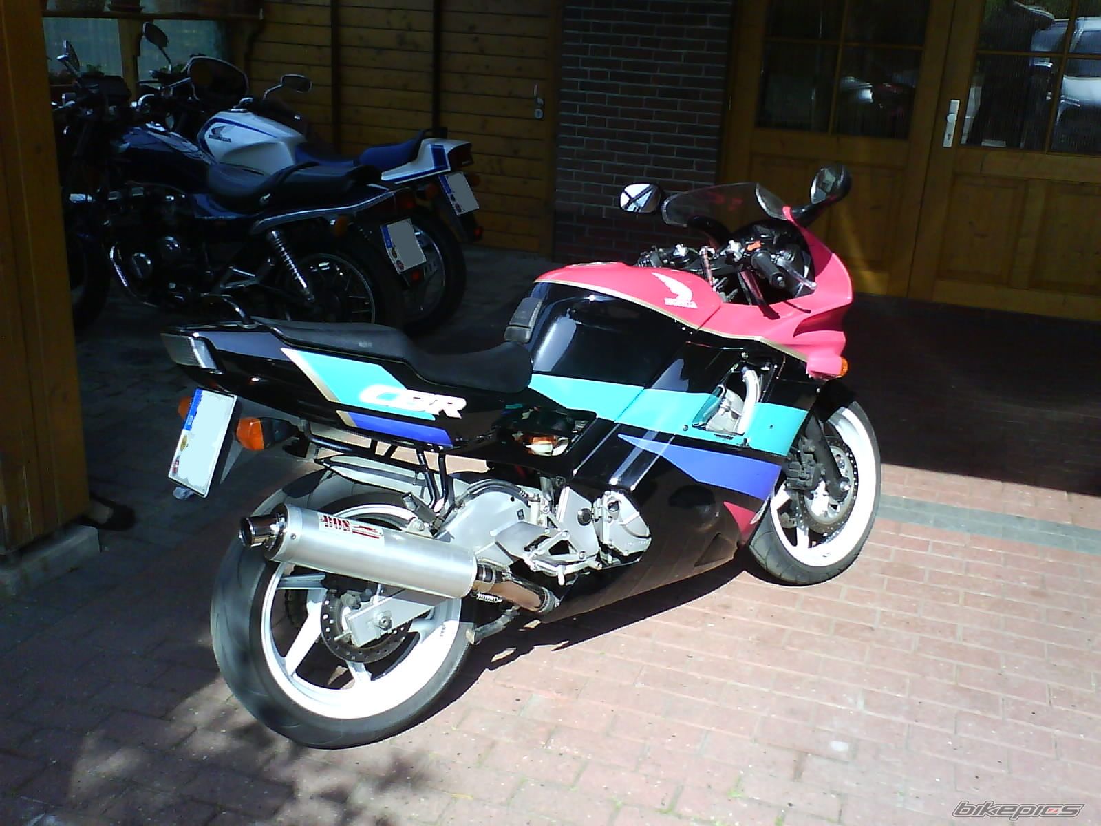 Photo 1320354