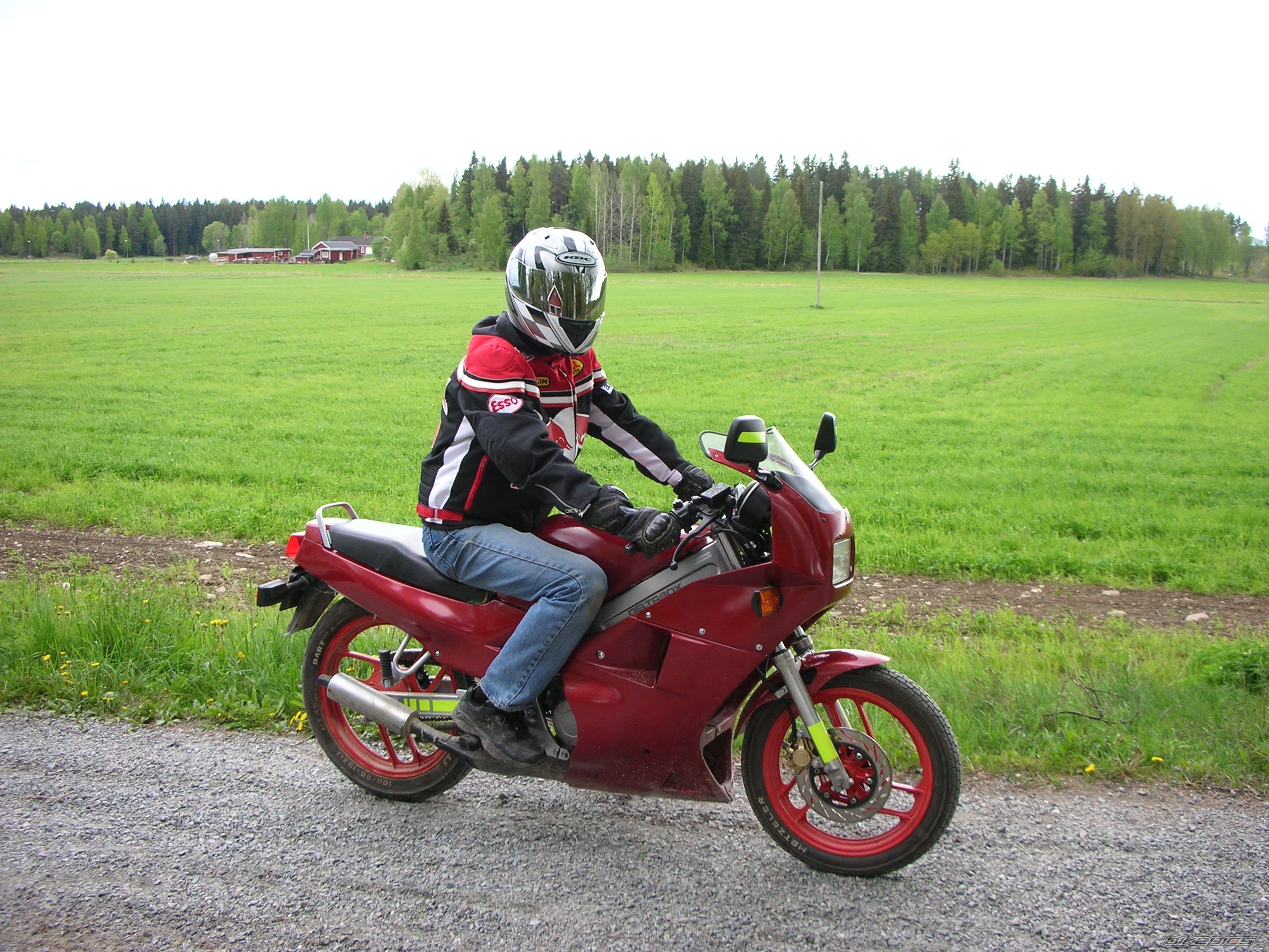 Photo 1320389