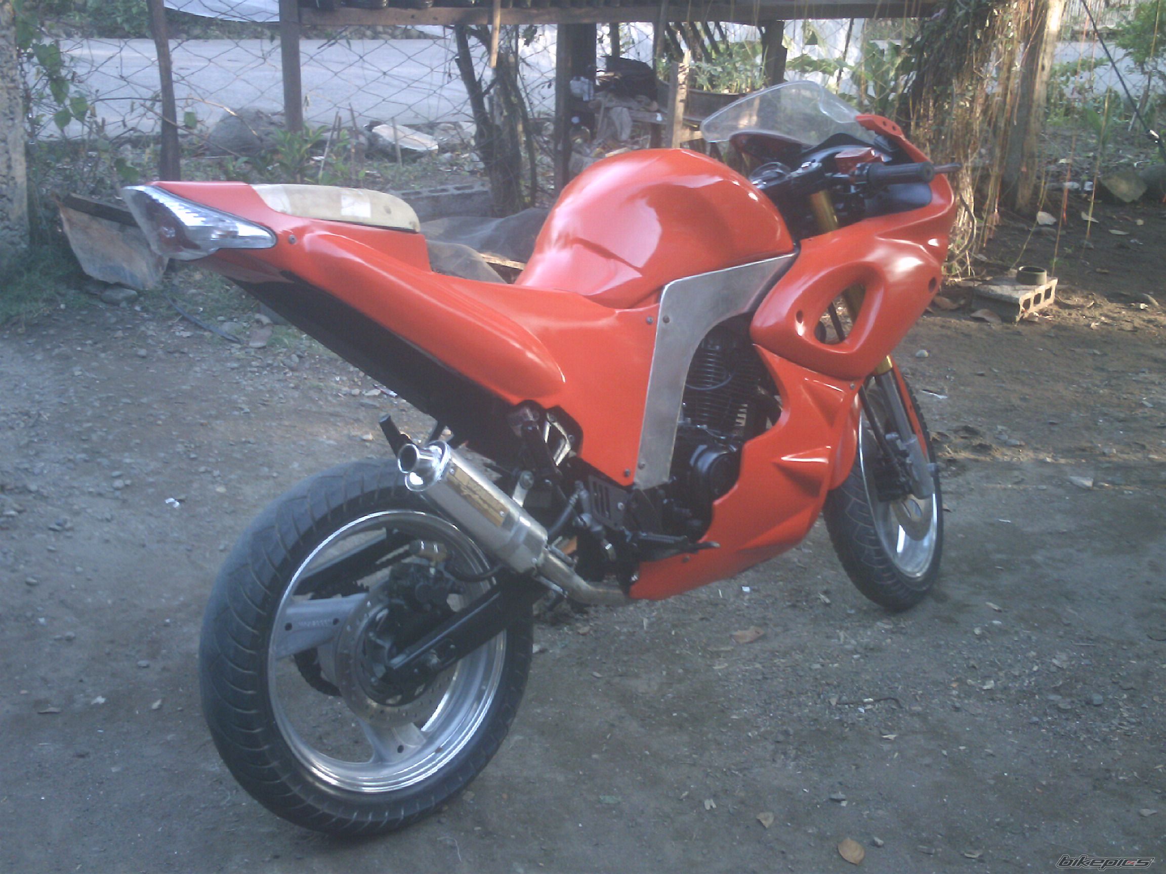 Photo 1320679