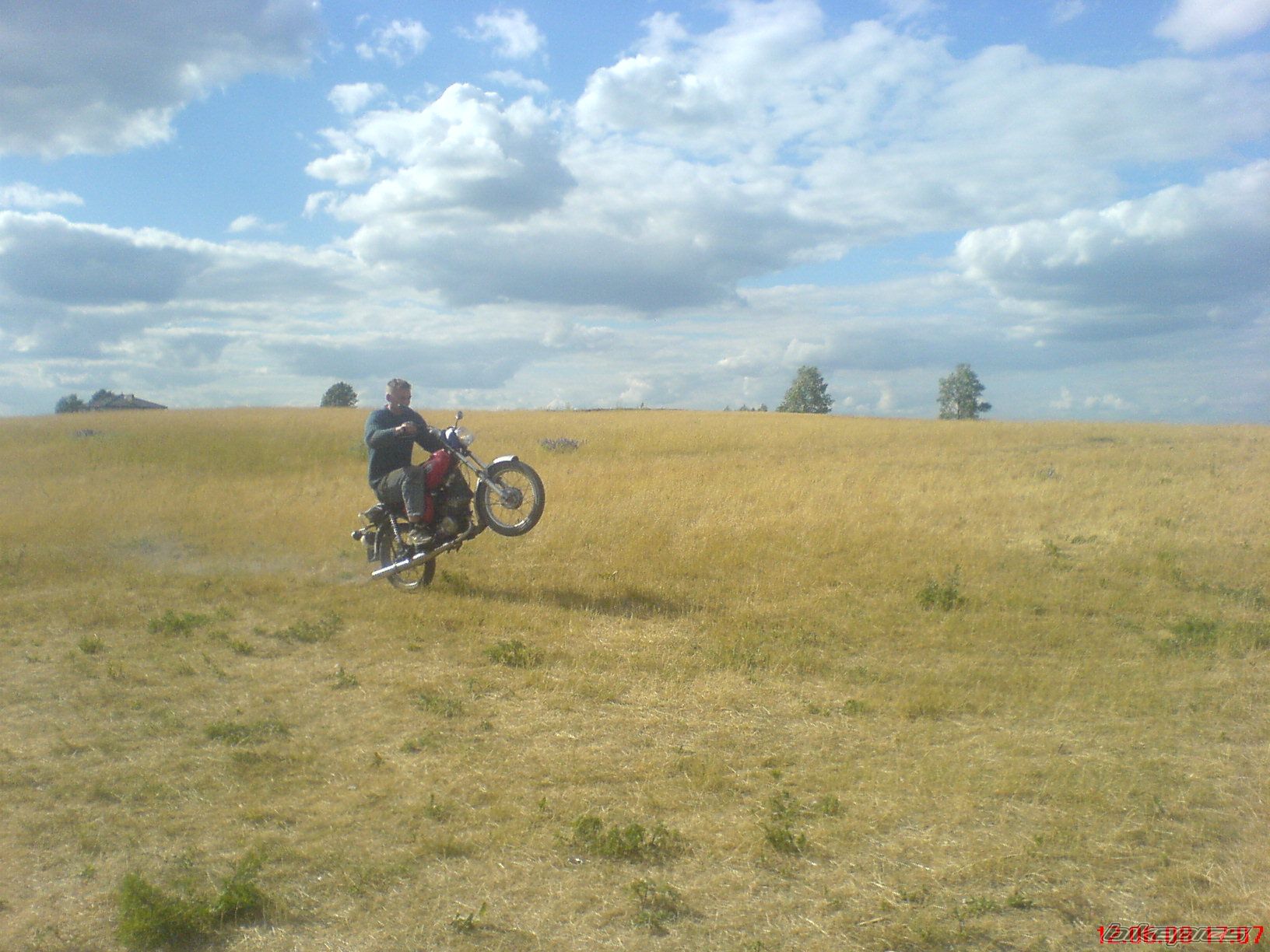 Photo 1321015