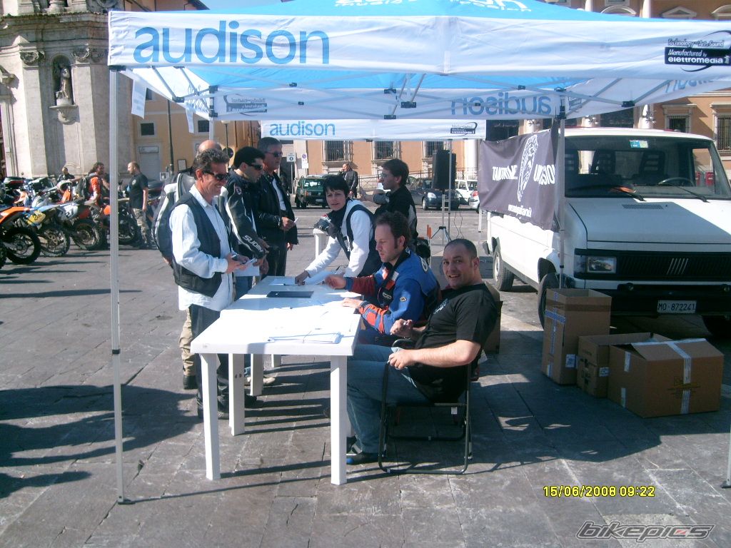 Photo 1321480