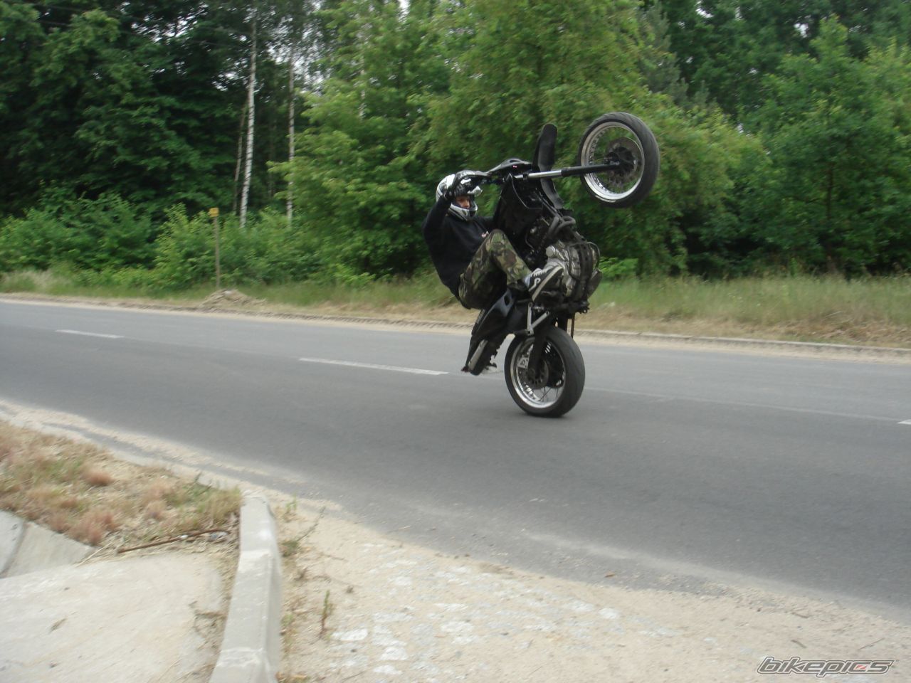 Photo 1321490