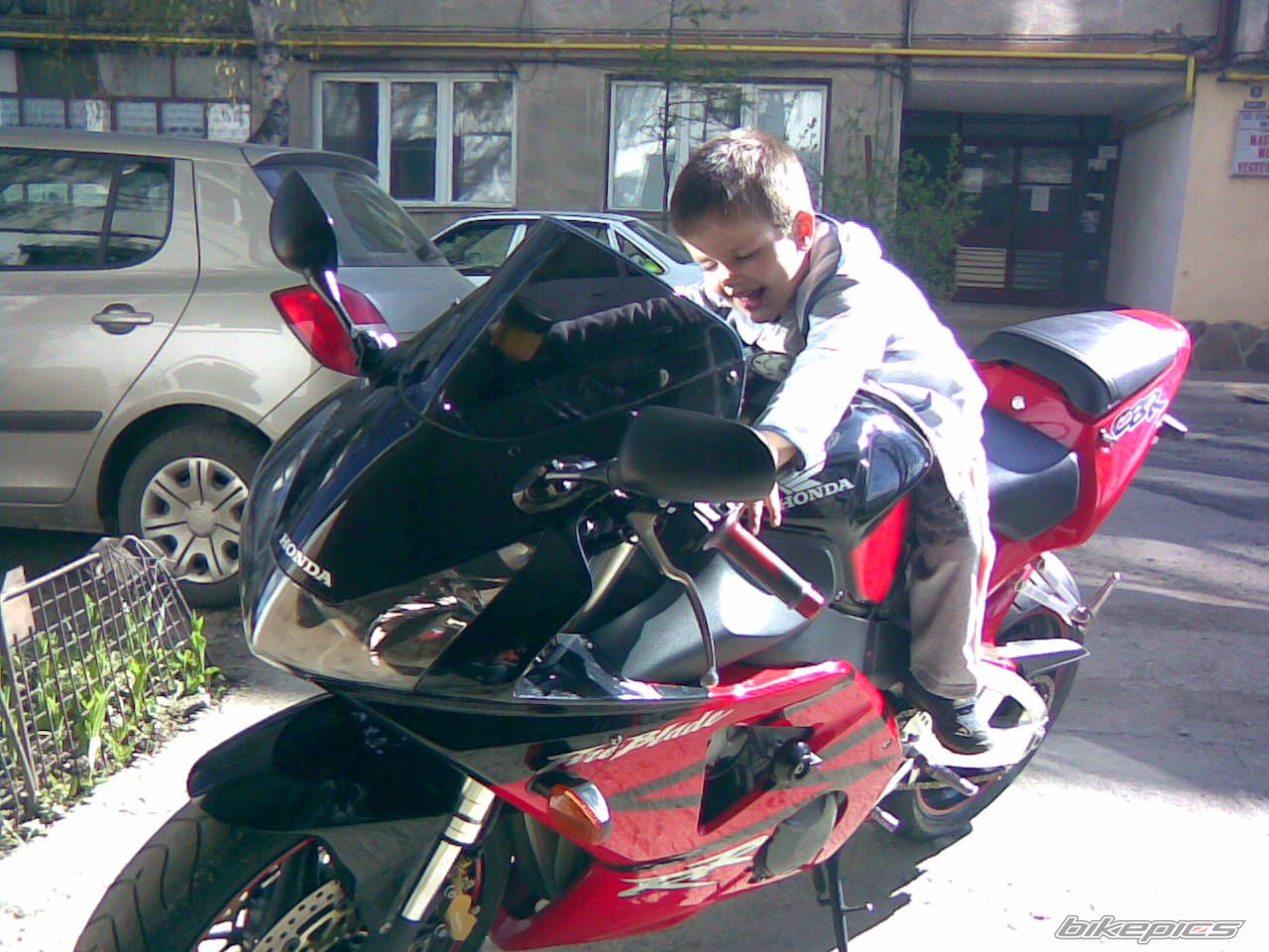 Photo 1321634