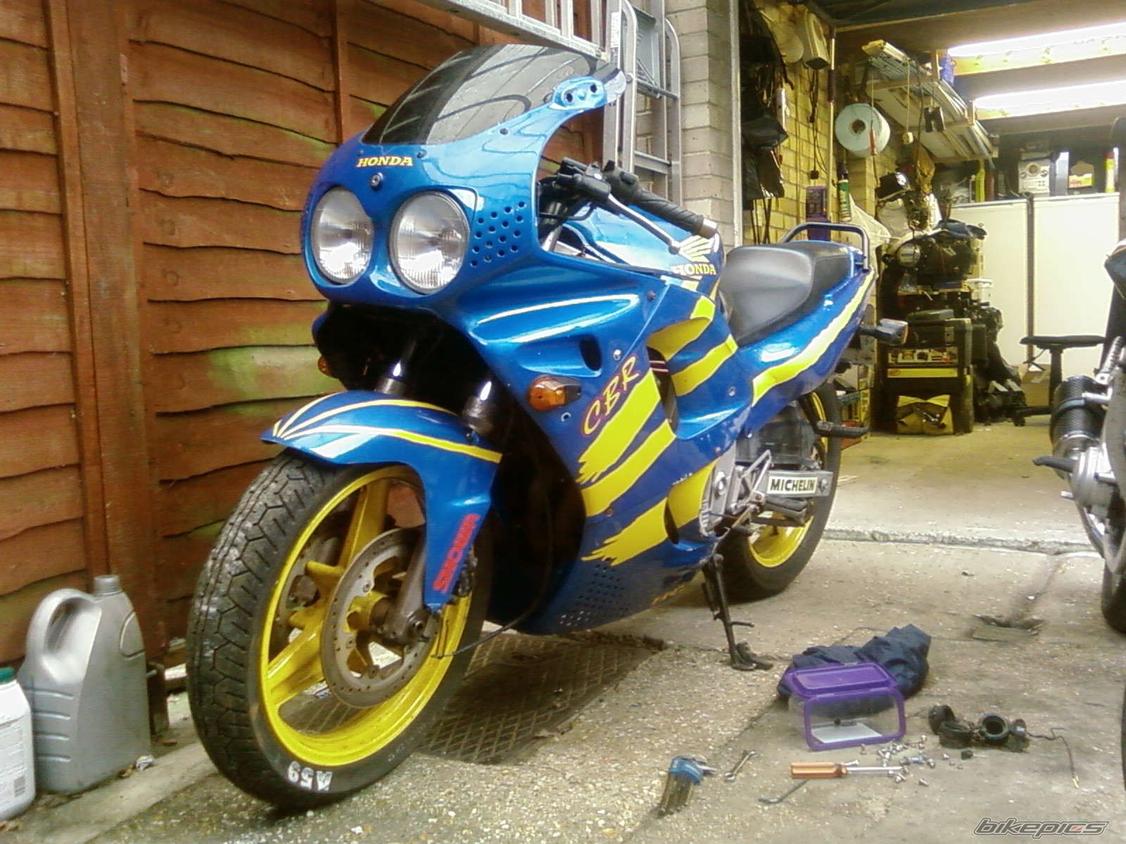 Photo 1321636