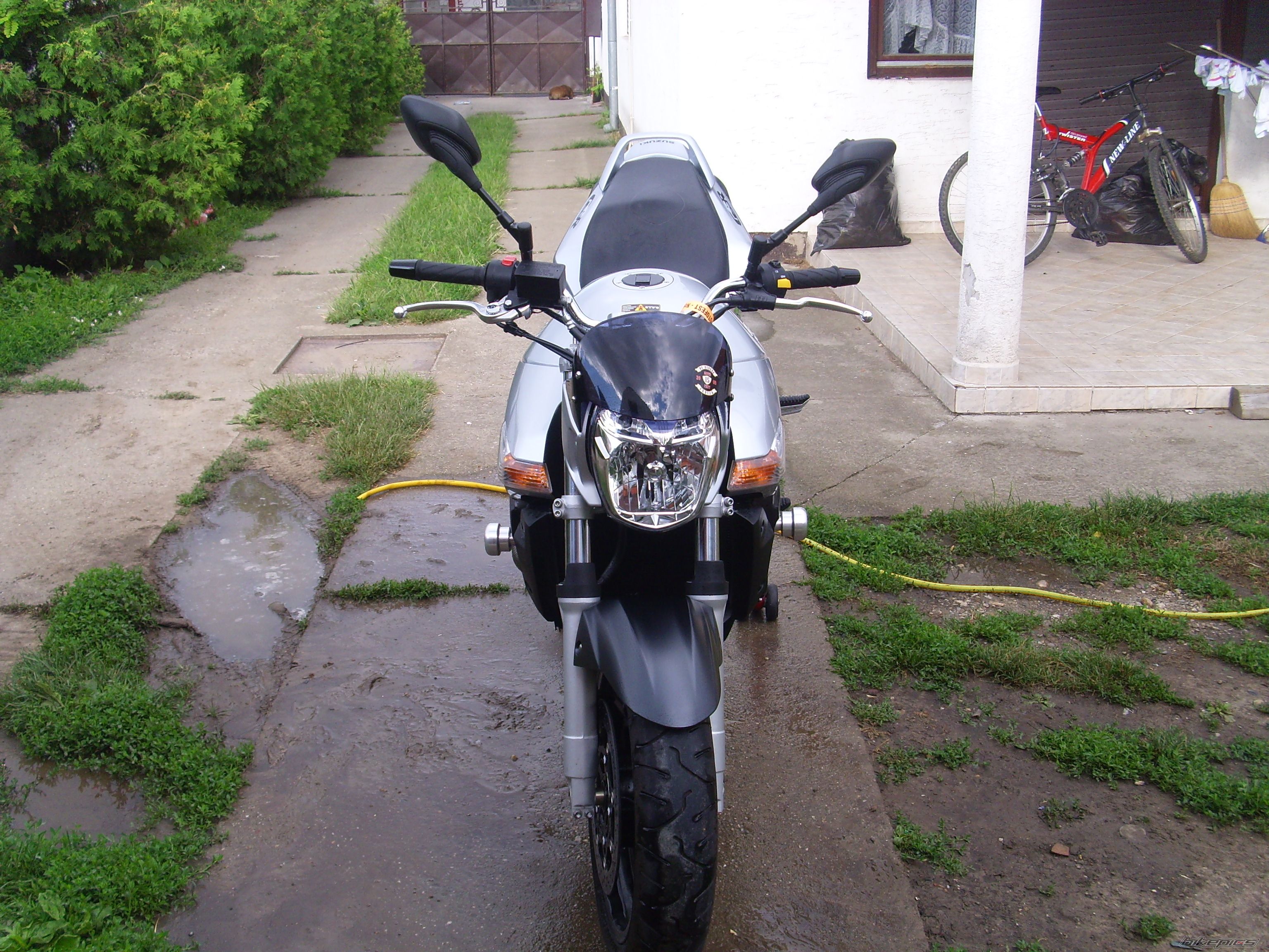 Photo 1321676