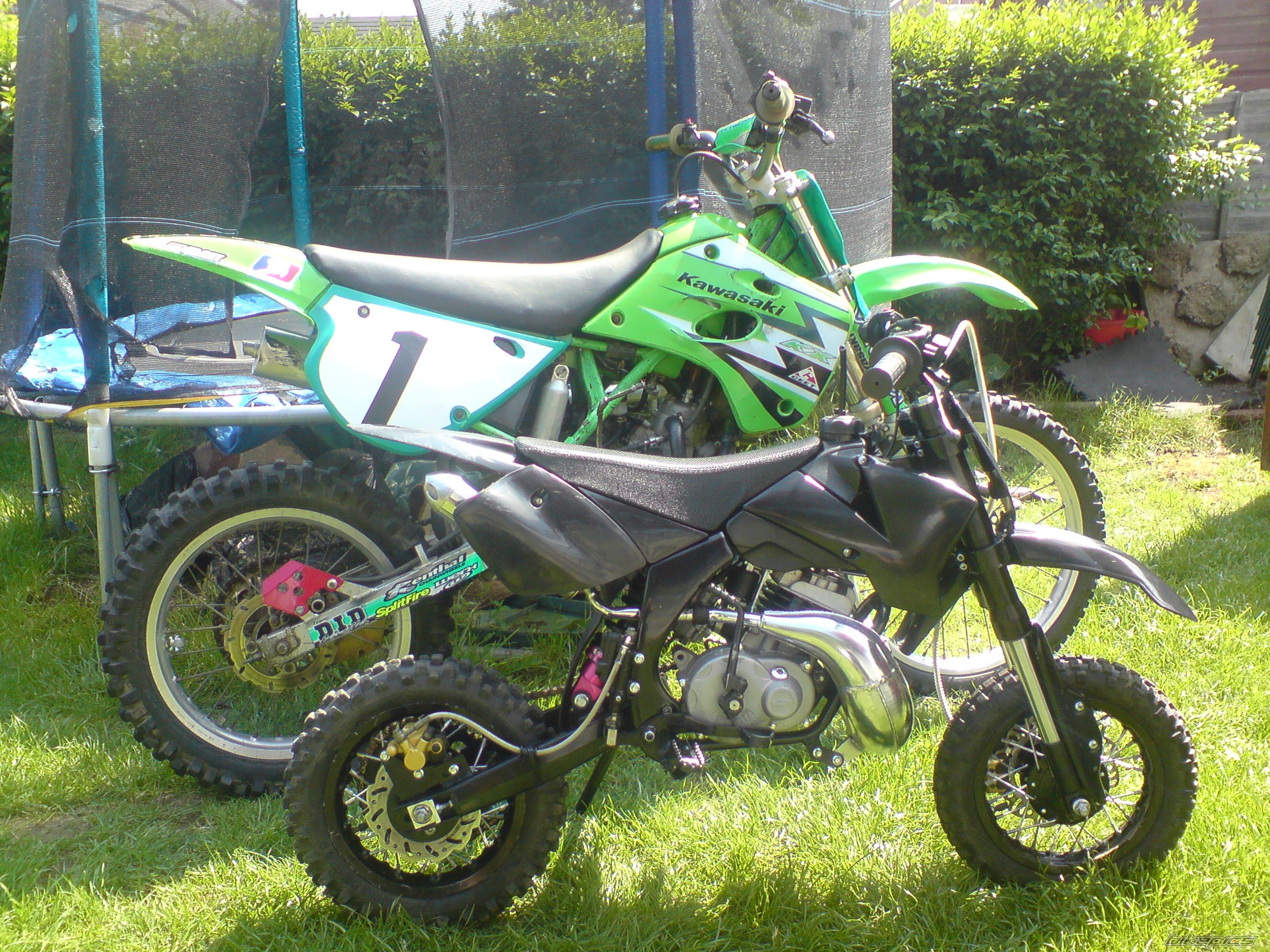 Photo 1321744