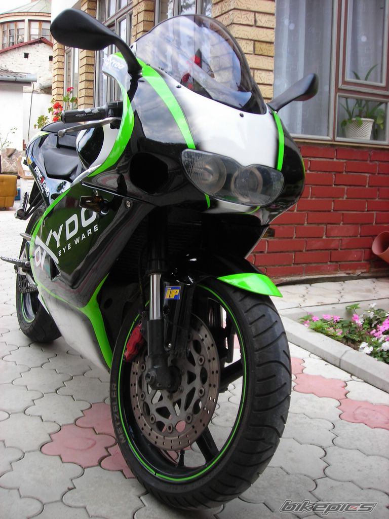 Photo 1321891