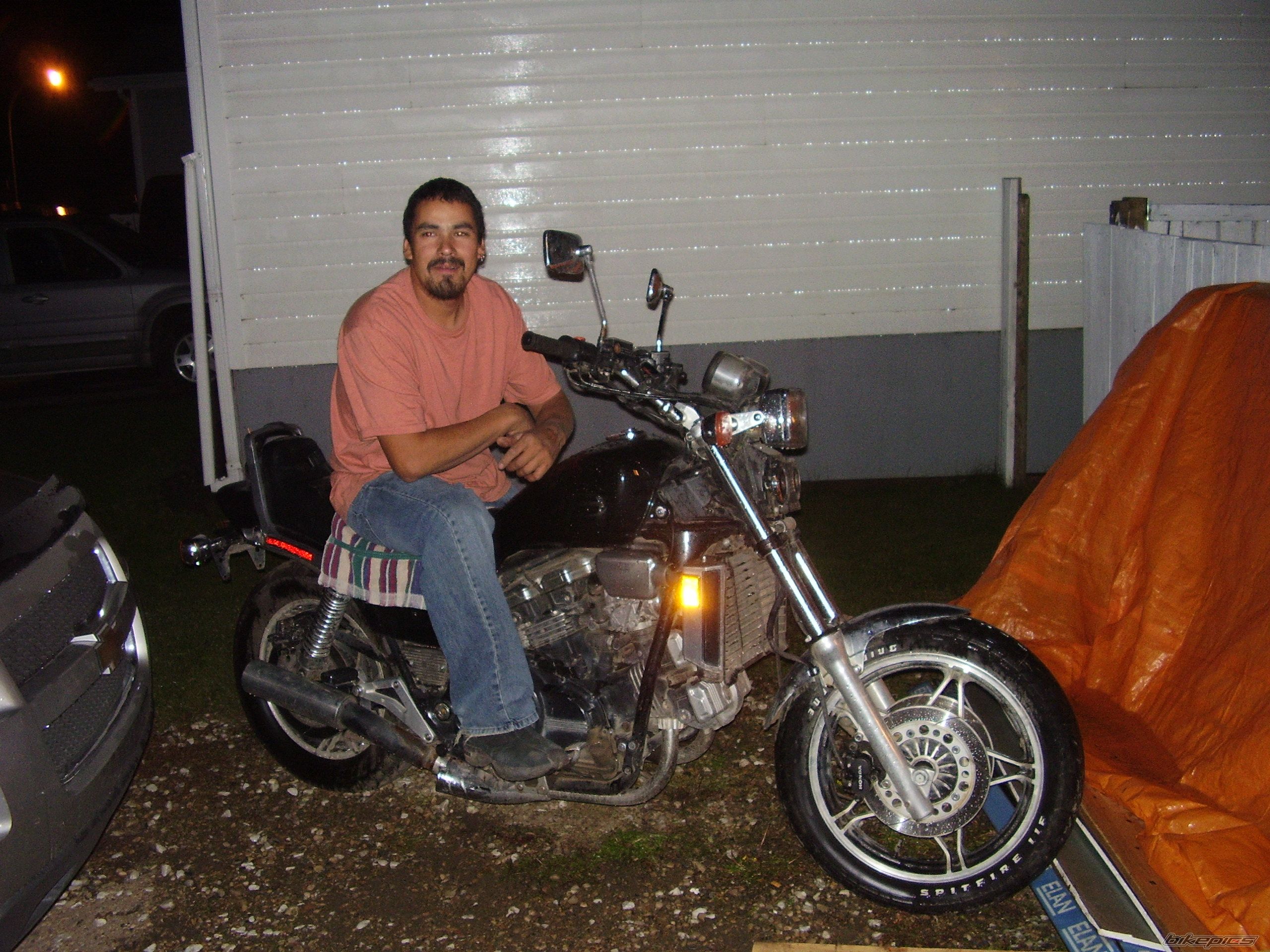 Photo 1322003
