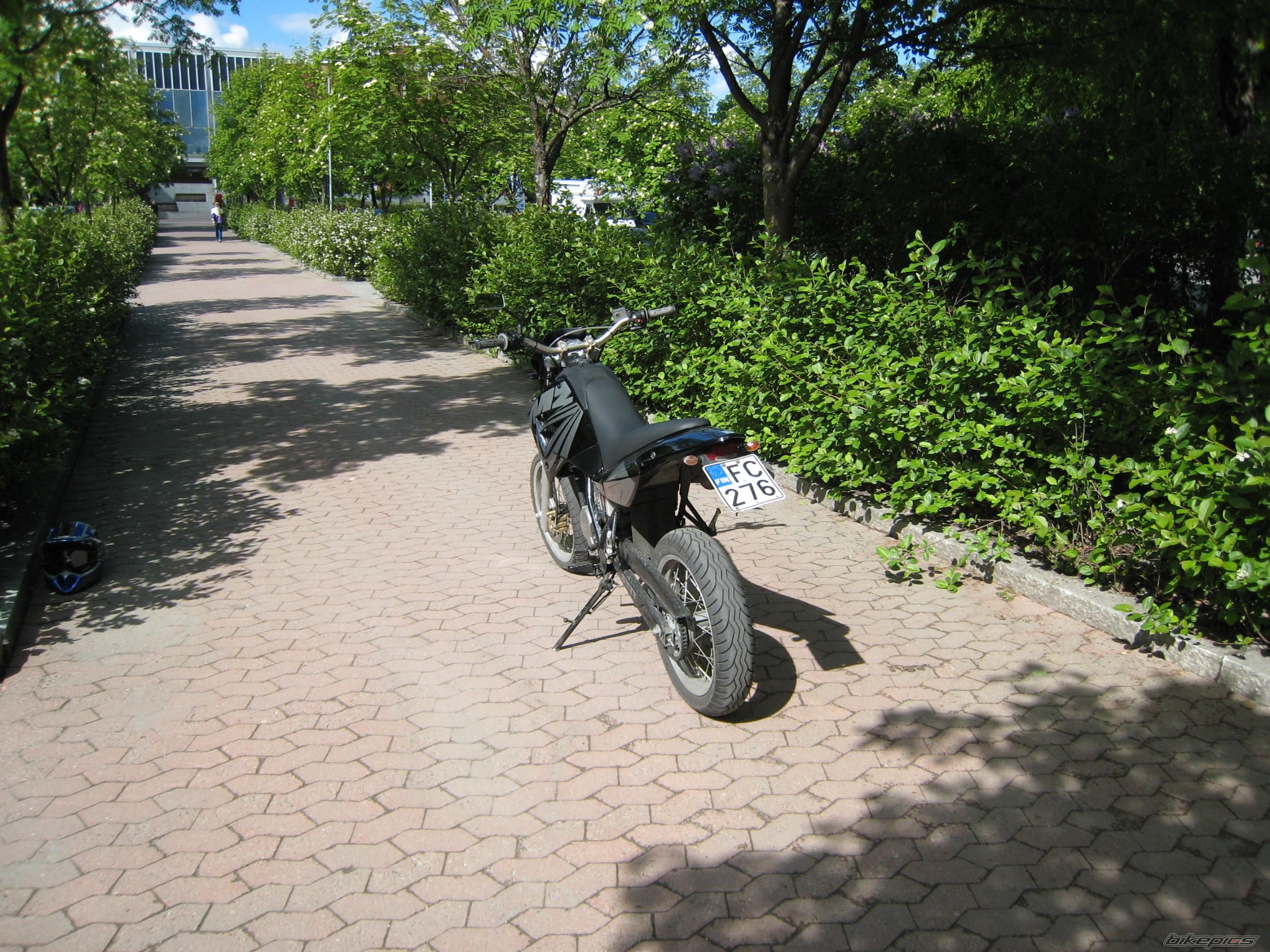 Photo 1322199
