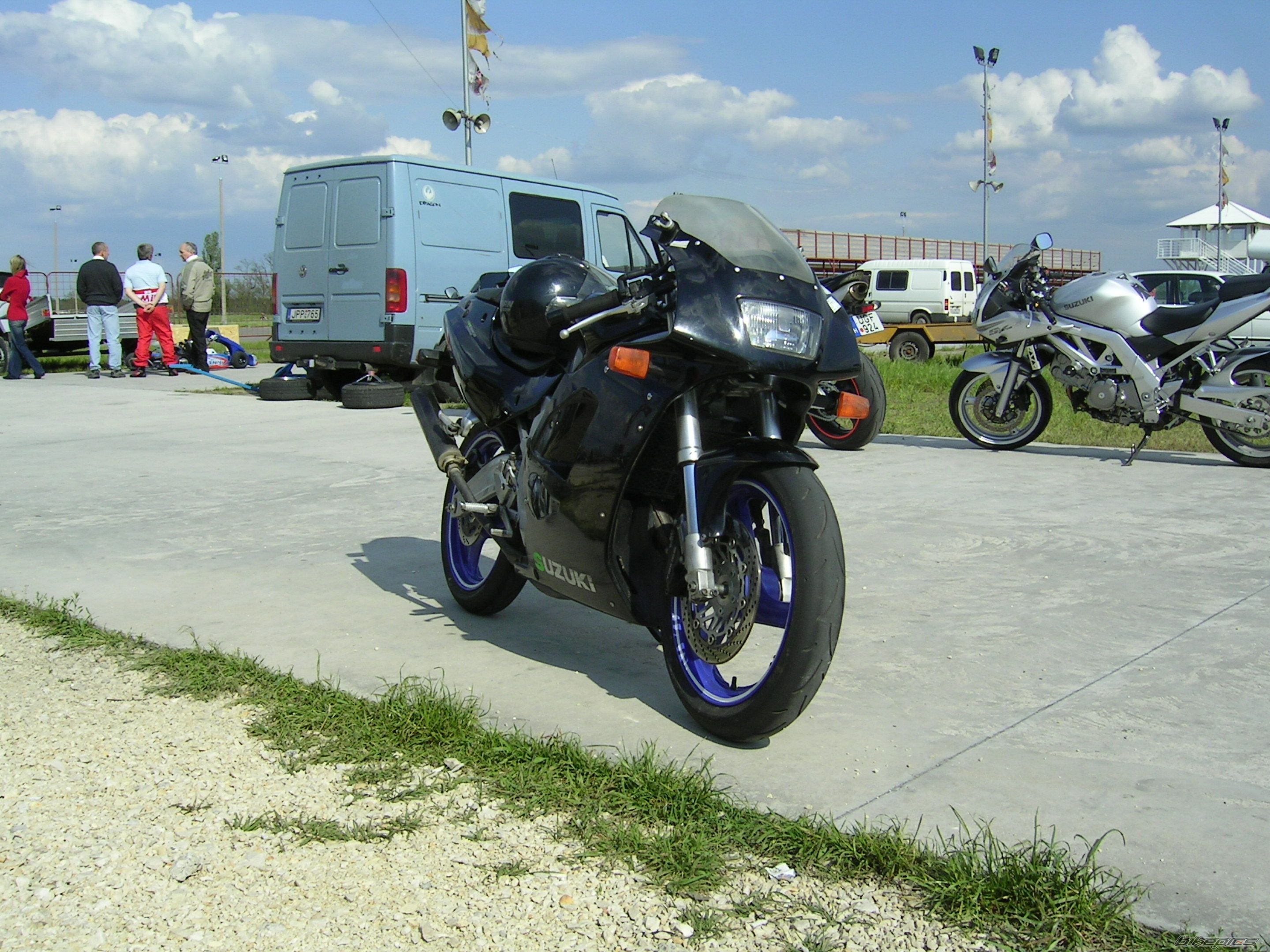 Photo 1322291
