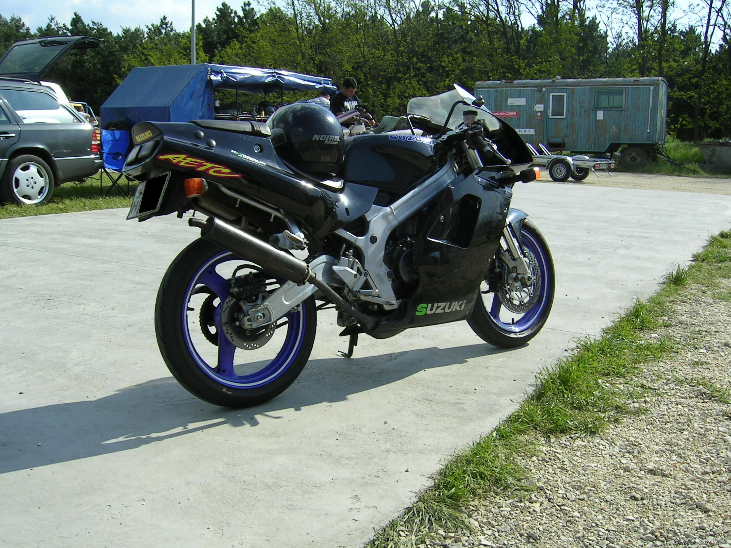 Photo 1322298