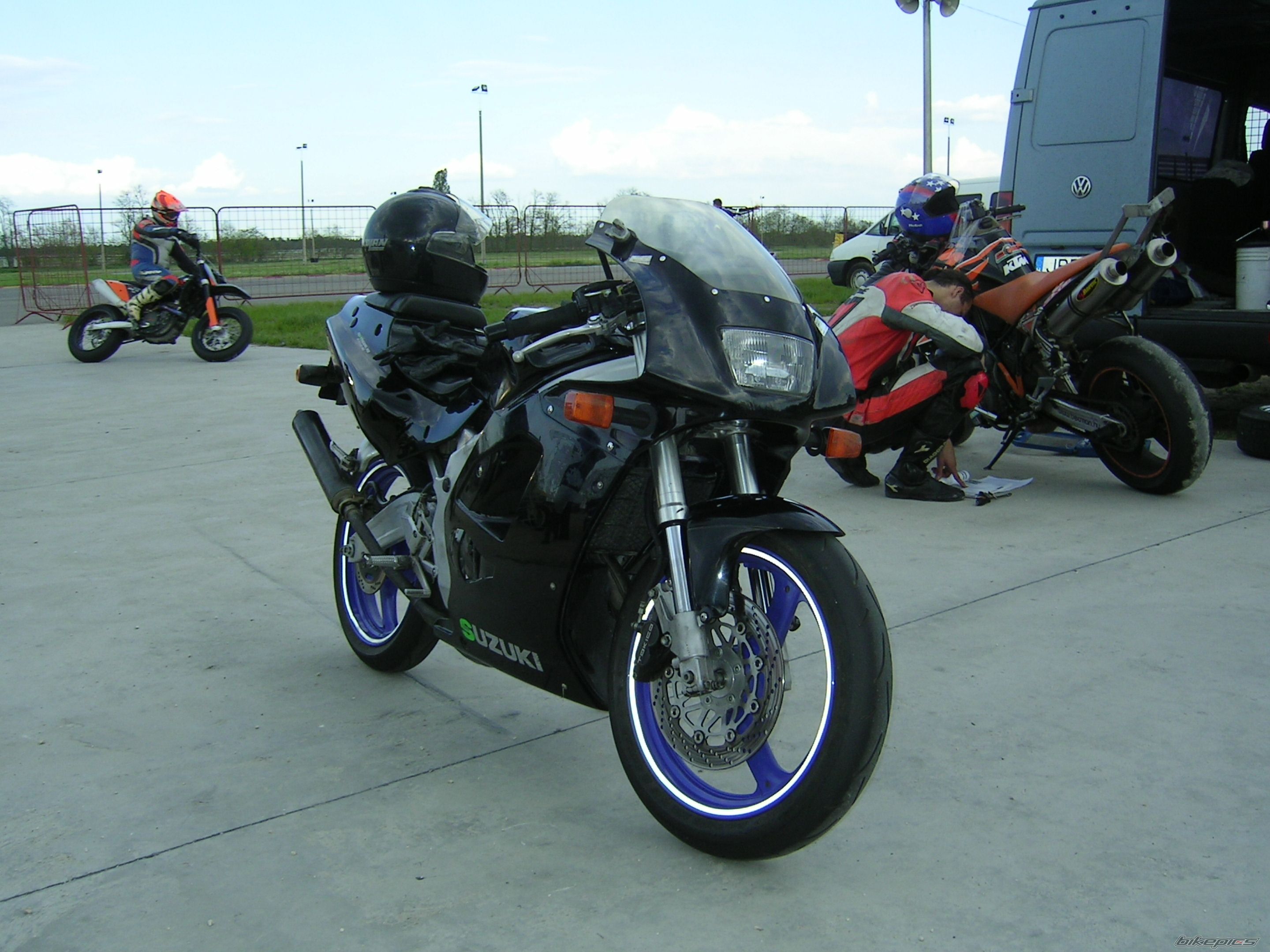Photo 1322329
