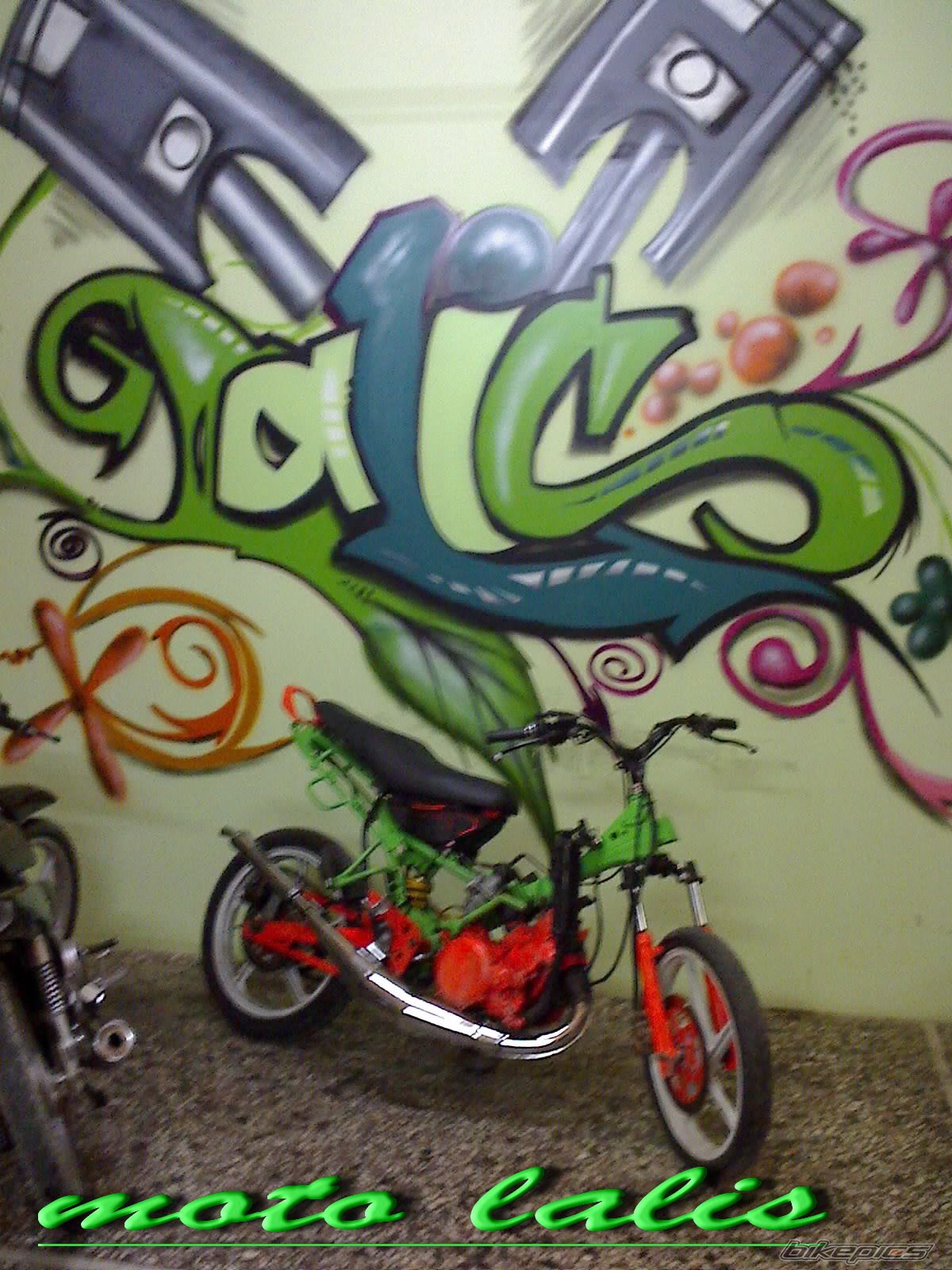 Photo 1322378