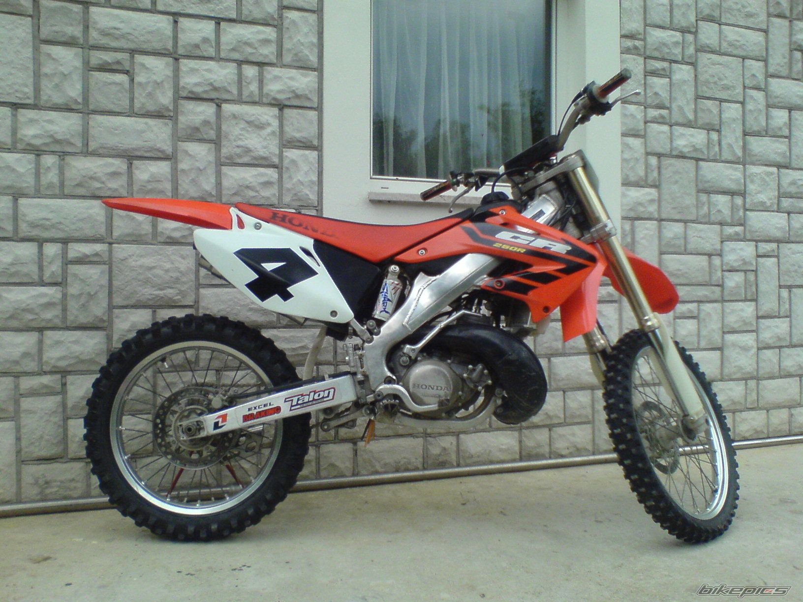 Photo 1322394