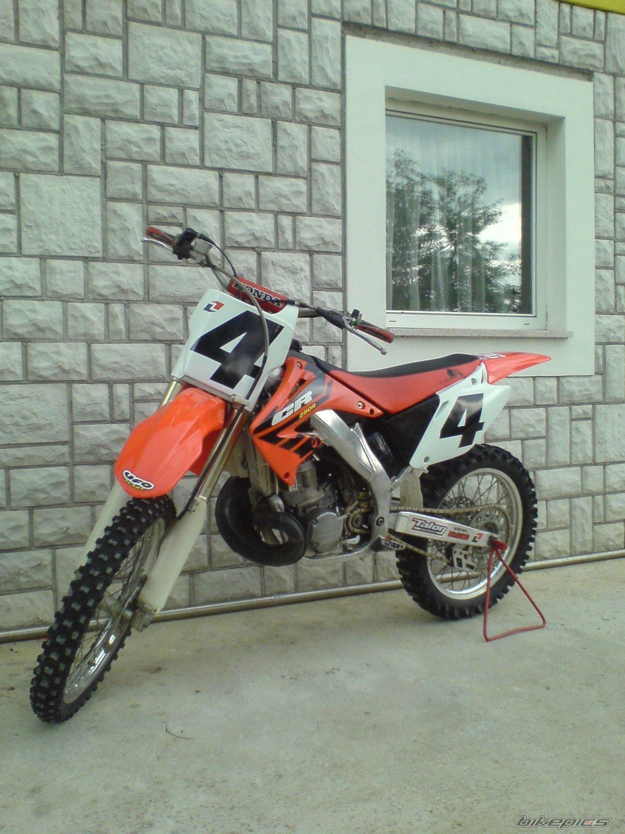 Photo 1322400