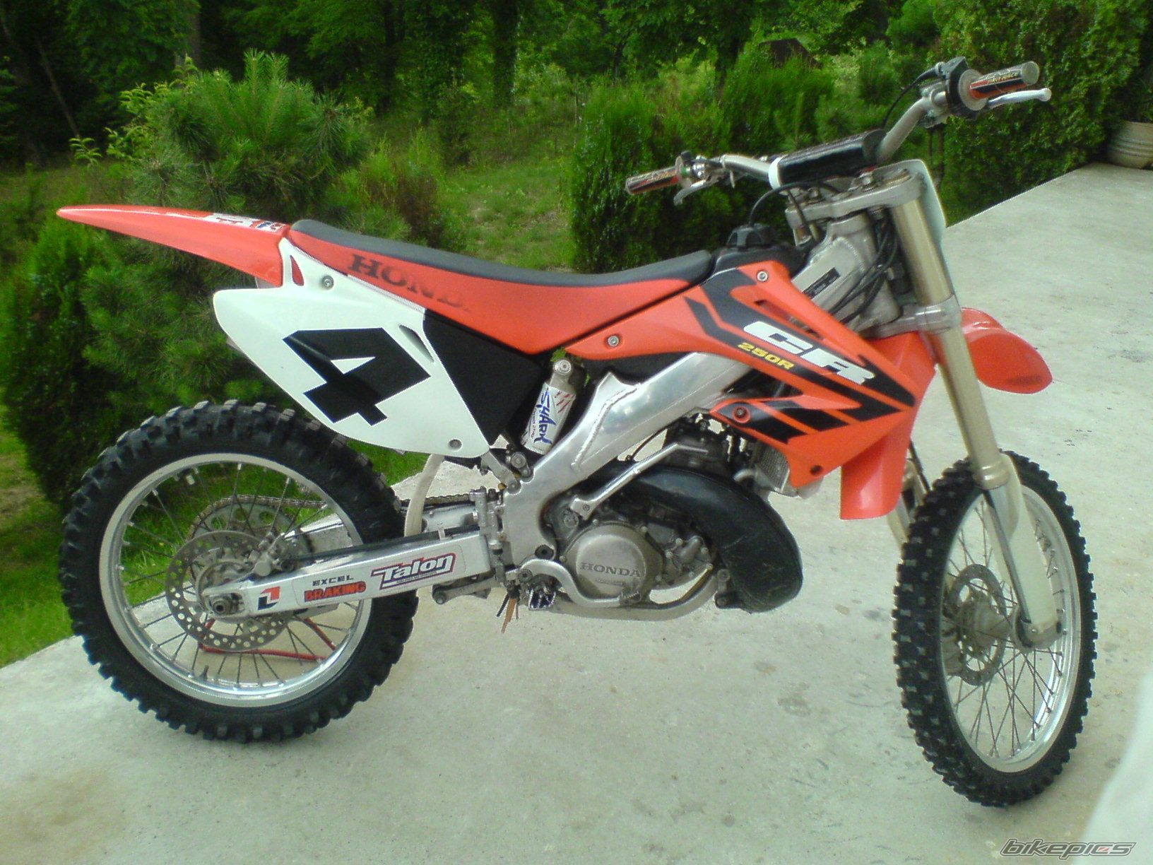 Photo 1322417